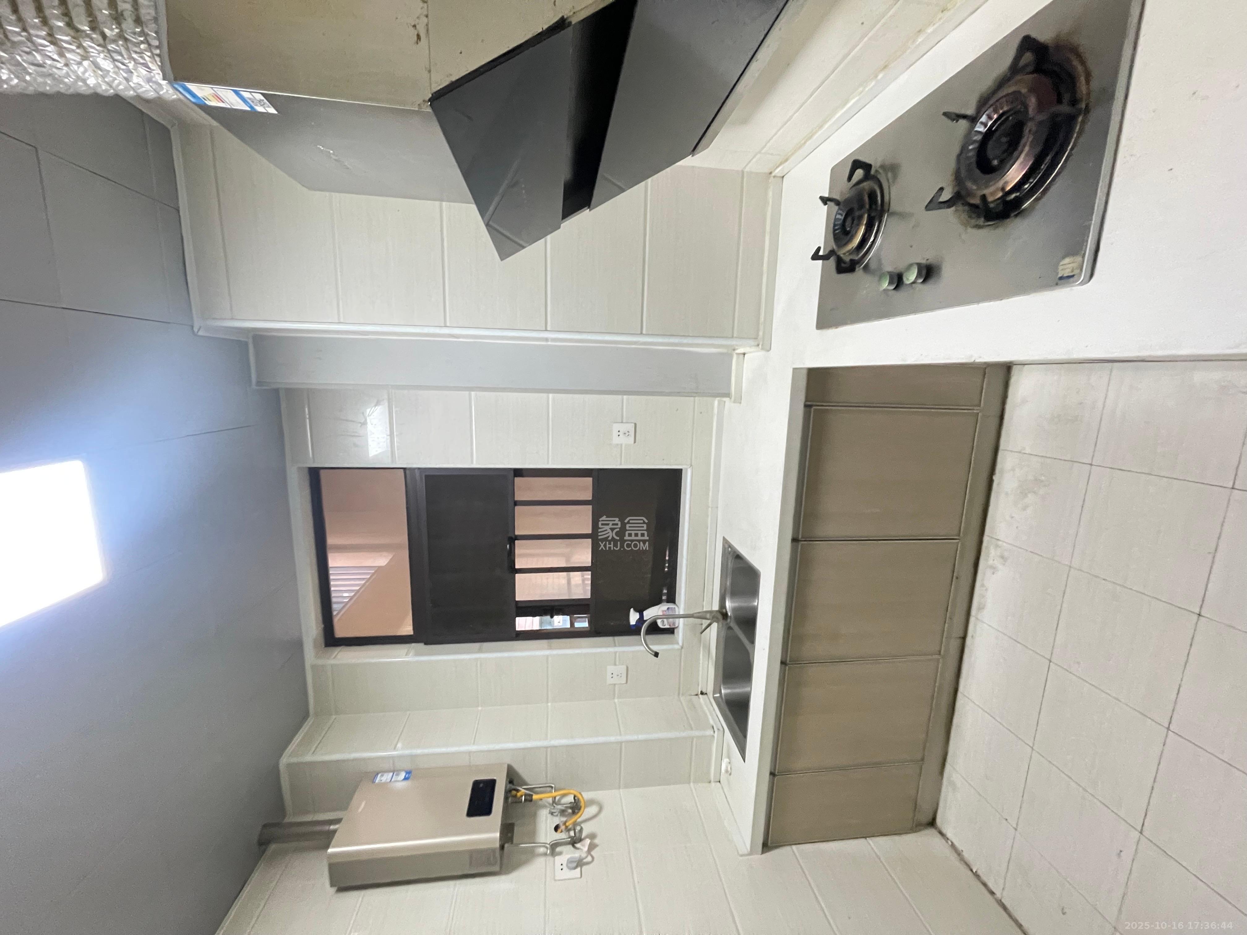 中建信和城  2室2厅1卫    1800.0元/月室内图