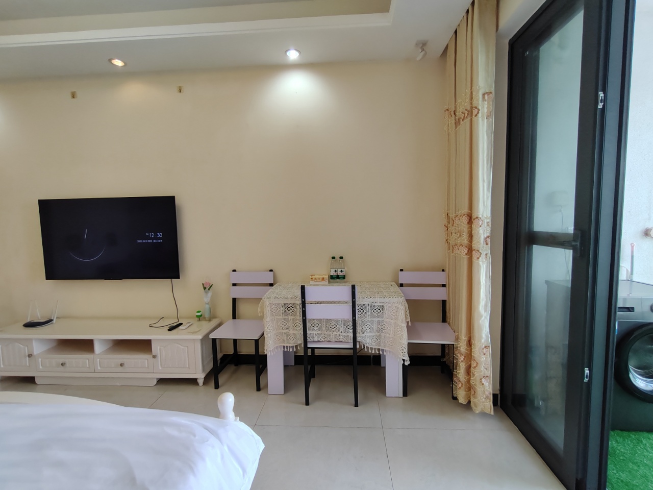 恒大海口湾二期 1室0厅1卫 2300.0元/月 恒大海口湾二期 1室0厅1卫 2300.0元/月室内图