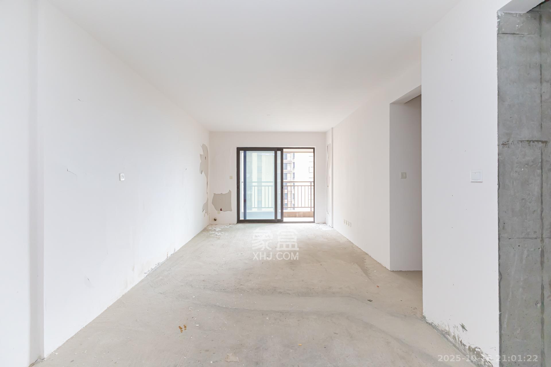 龙湖璟宸原著(龙湖紫宸)  3室2厅2卫    72.0万 龙湖璟宸原著(龙湖紫宸)  3室2厅2卫    72.0万