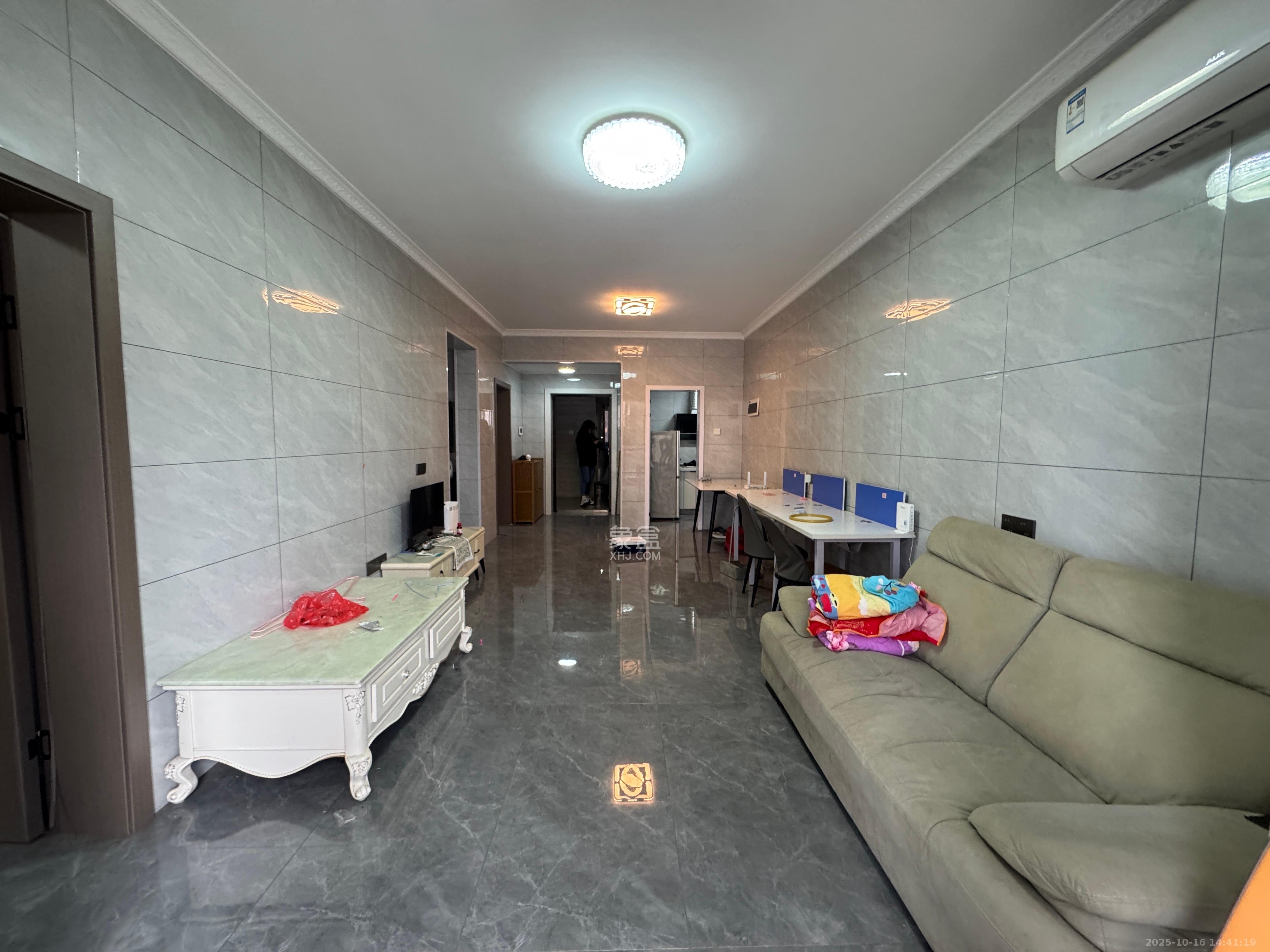 永宏万家里  3室2厅1卫    2100.0元/月 永宏万家里  3室2厅1卫    2100.0元/月室内图