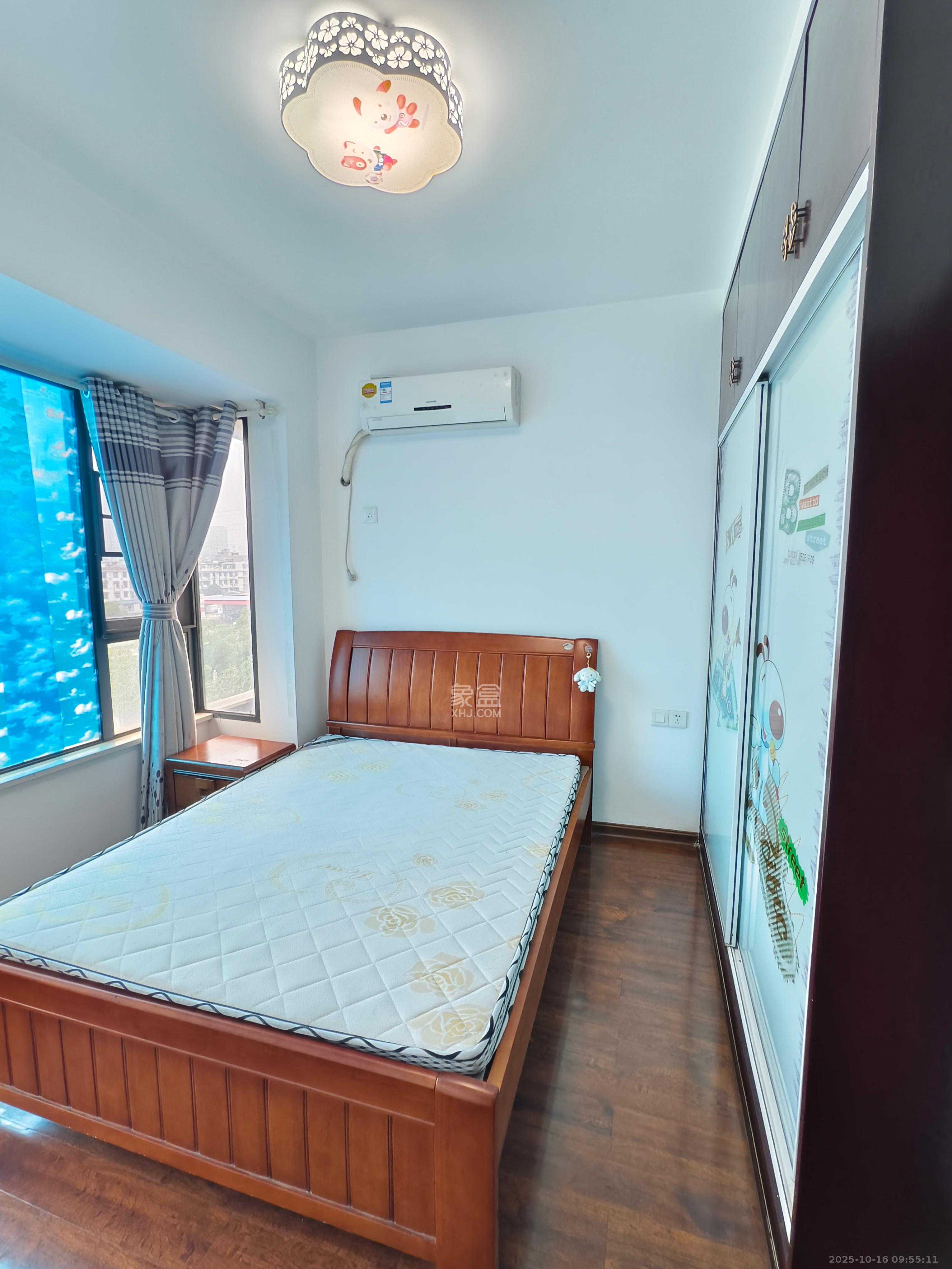 长房时代城 3室2厅1卫 2400.0元/月 长房时代城 3室2厅1卫 2400.0元/月室内图