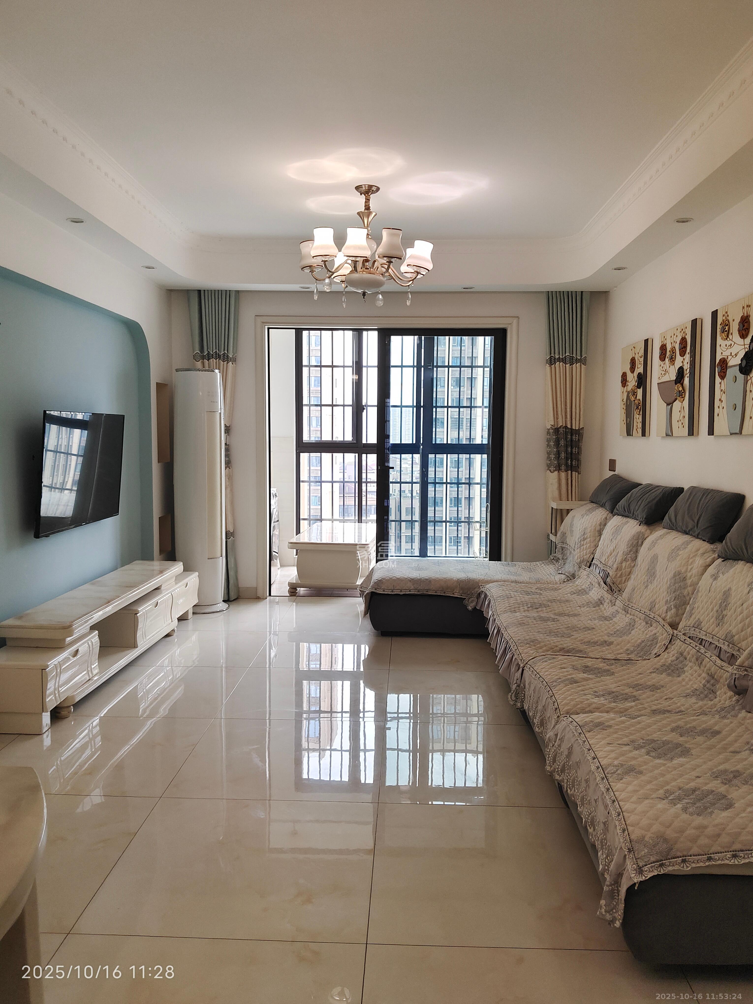 华润置地广场一期  1室1厅1卫    2200.0元/月室内图