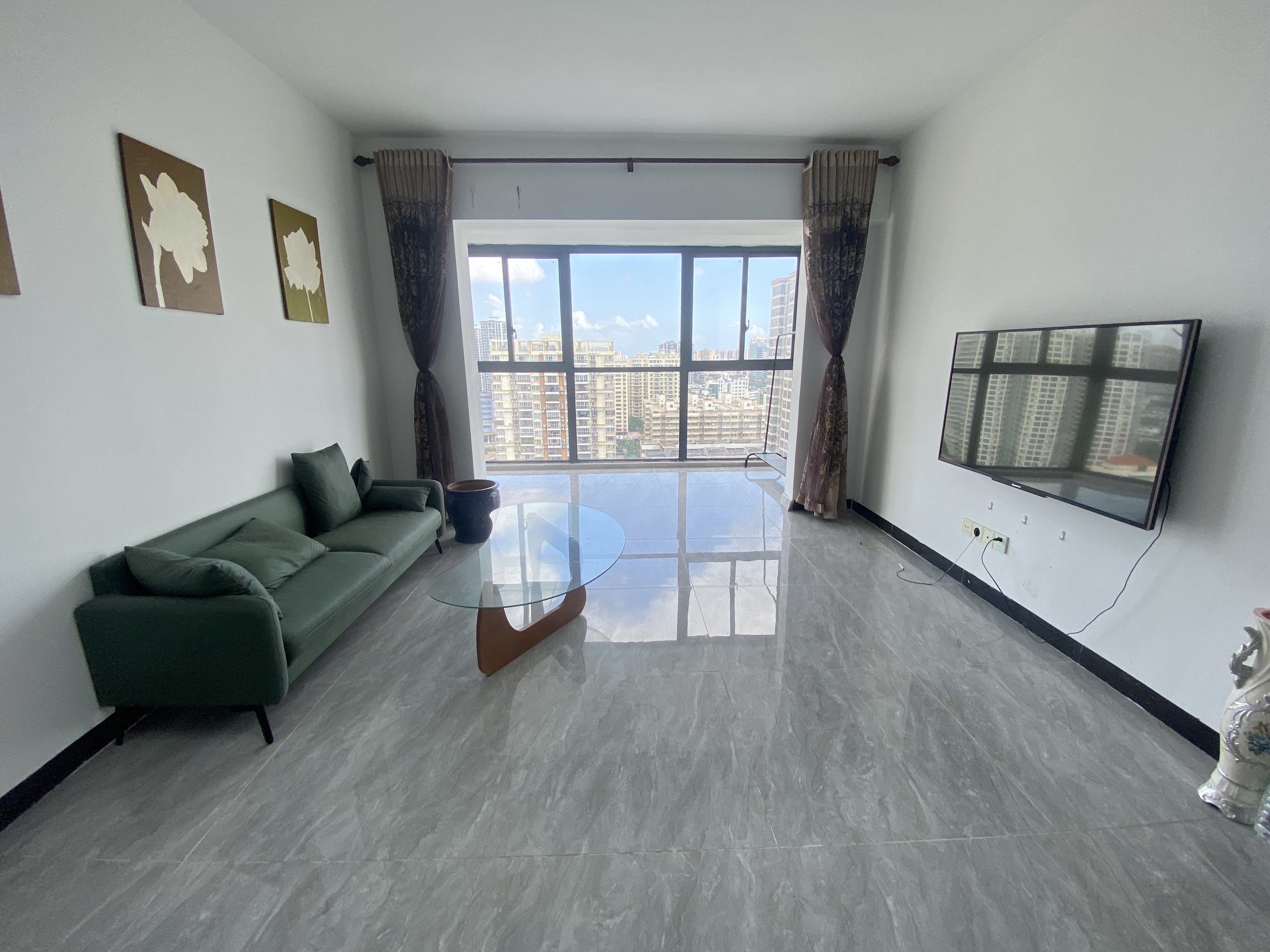 德盛华庭 3室1厅1卫 2500.0元/月 德盛华庭 3室1厅1卫 2500.0元/月室内图