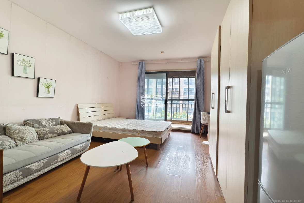 花漾年华(桂花园) 1室1厅1卫 1200.0元/月 花漾年华(桂花园) 1室1厅1卫 1200.0元/月室内图