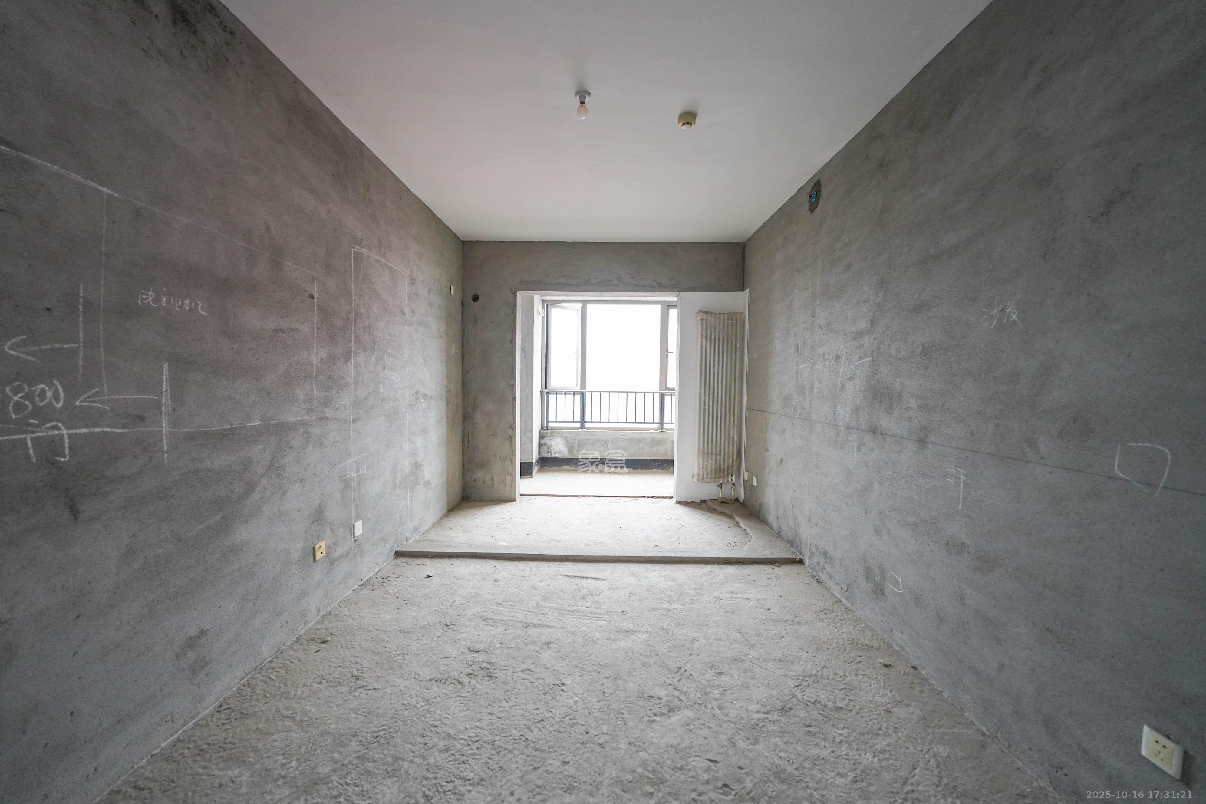 怡海星城  2室1厅1卫    25.8万 怡海星城  2室1厅1卫    25.8万