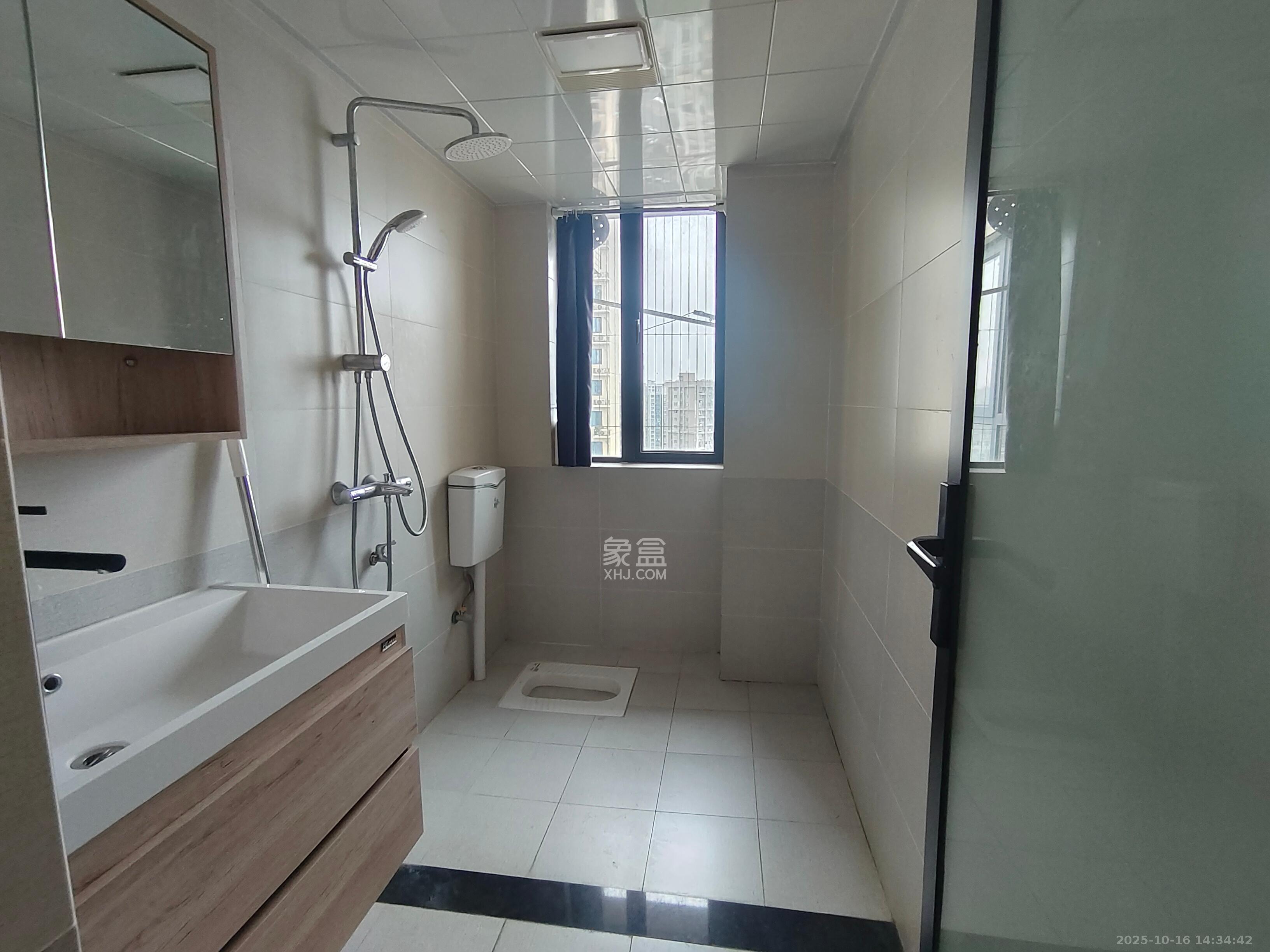 丽水熙园  3室2厅2卫    2900.0元/月 丽水熙园  3室2厅2卫    2900.0元/月室内图