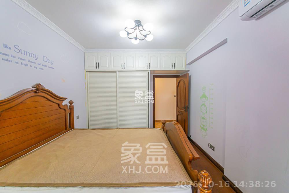 鑫远和城(一、二期)  4室2厅2卫    3800.0元/月 鑫远和城(一、二期)  4室2厅2卫    3800.0元/月室内图