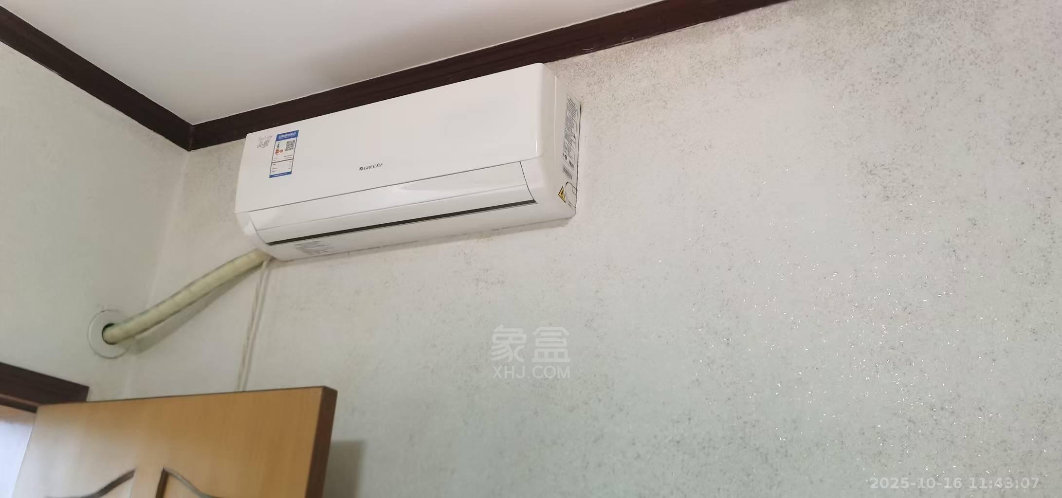建南花园  3室2厅2卫    1300.0元/月室内图
