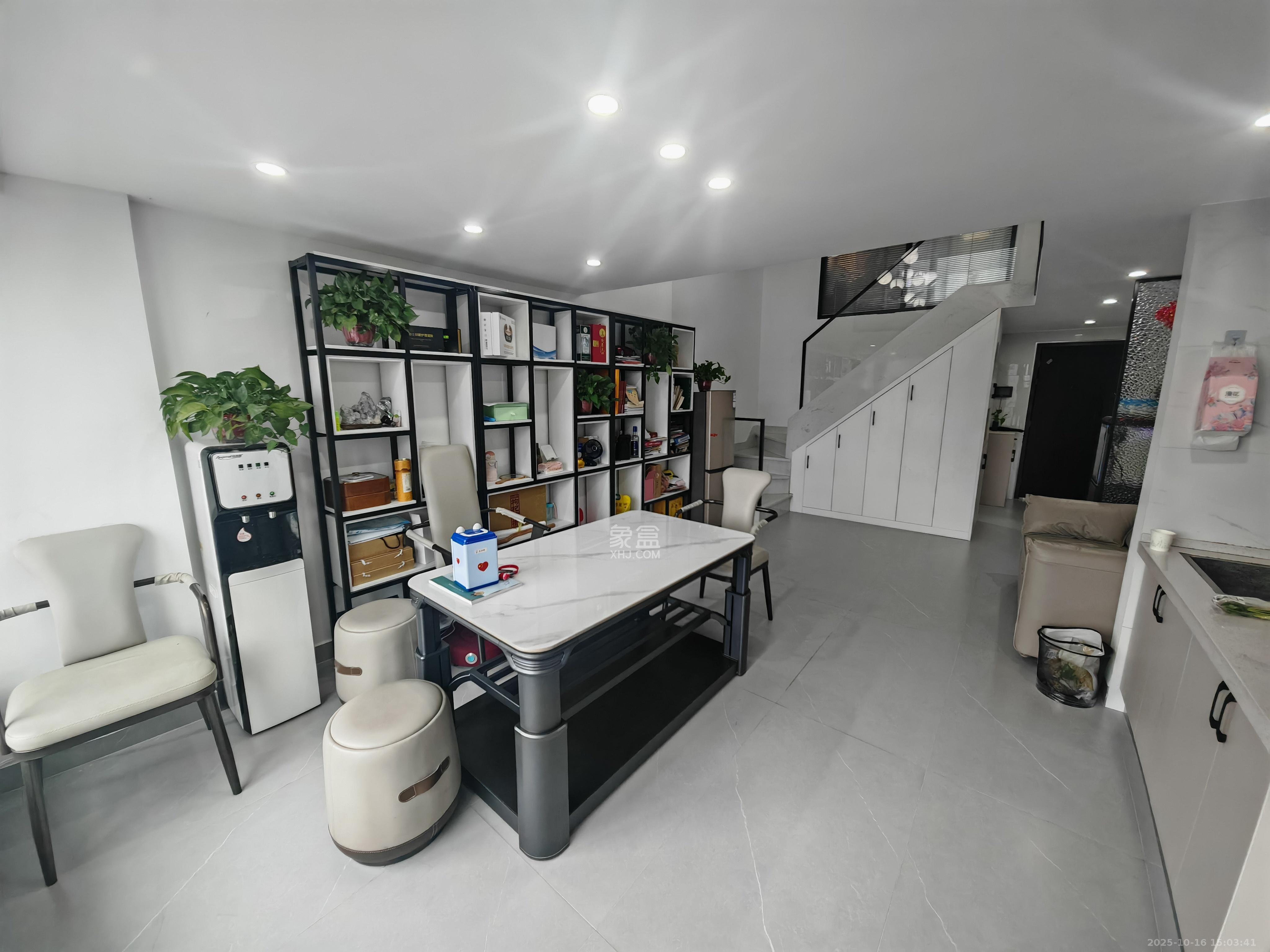 京武浪琴山三期（京武中心）  2室1厅1卫    3000.0元/月室内图