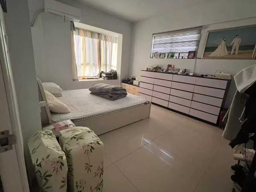 湖畔人家  3室1厅2卫    104.18万 湖畔人家  3室1厅2卫    104.18万室内图