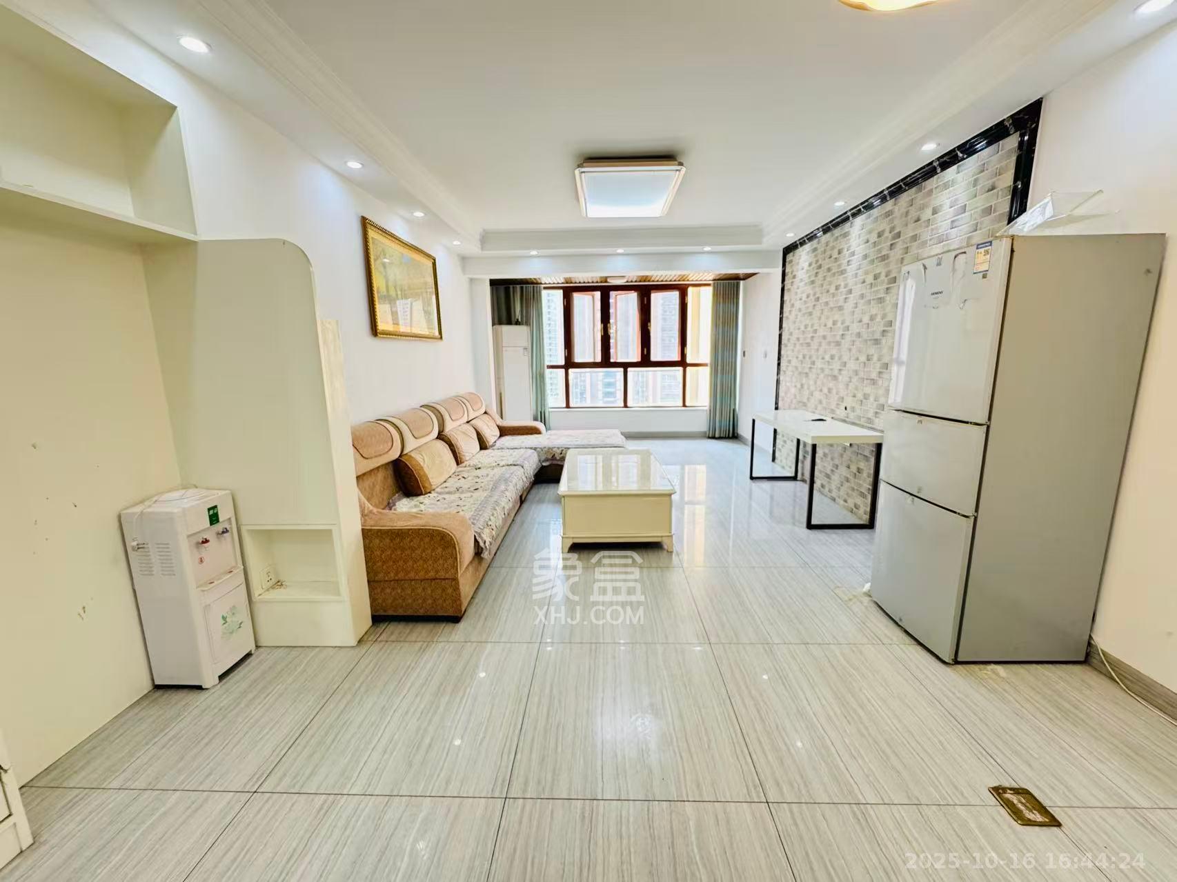 协信星澜汇  3室2厅1卫    3200.0元/月室内图