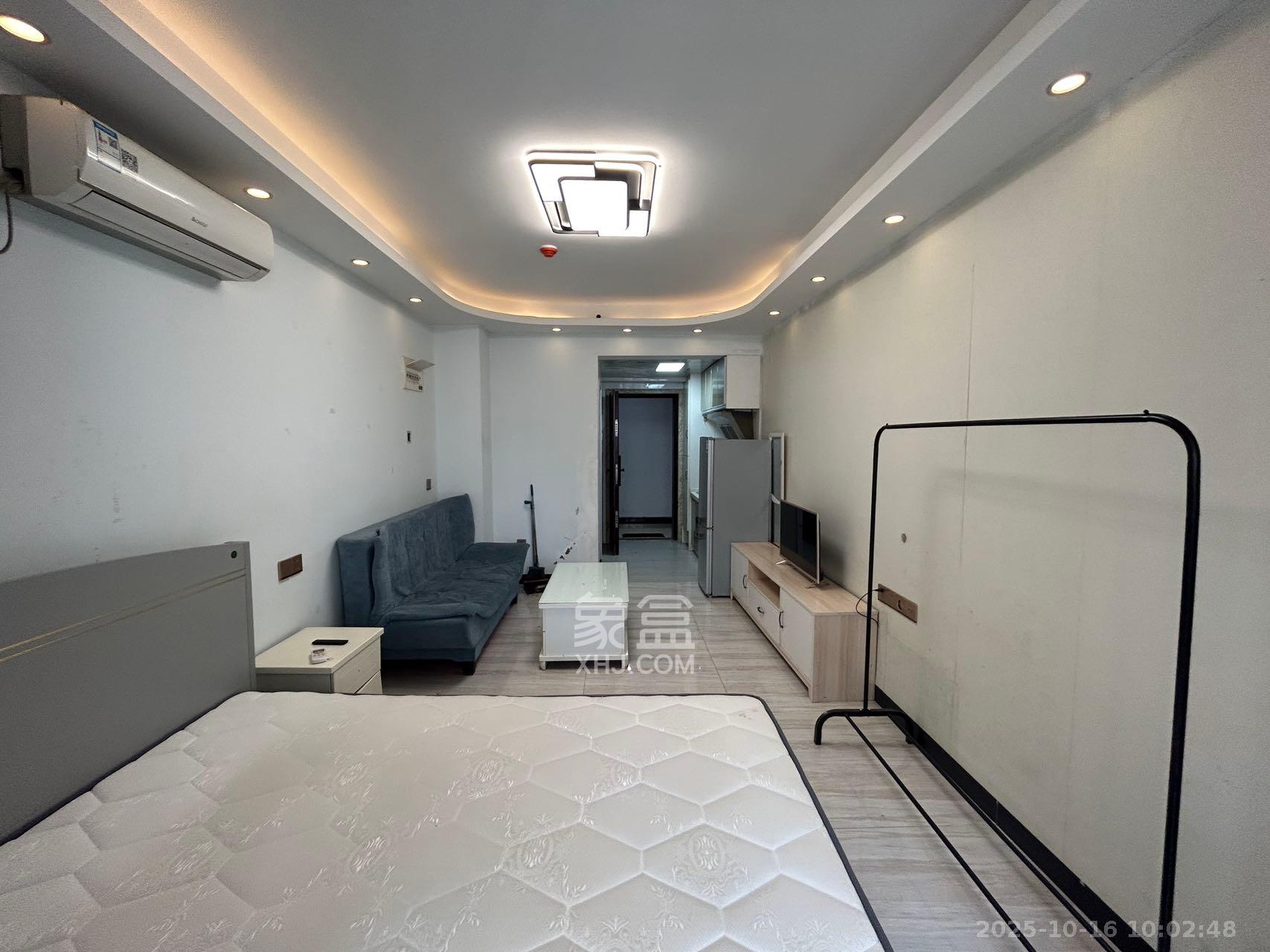 中建芙蓉嘉苑  1室1厅1卫    1100.0元/月