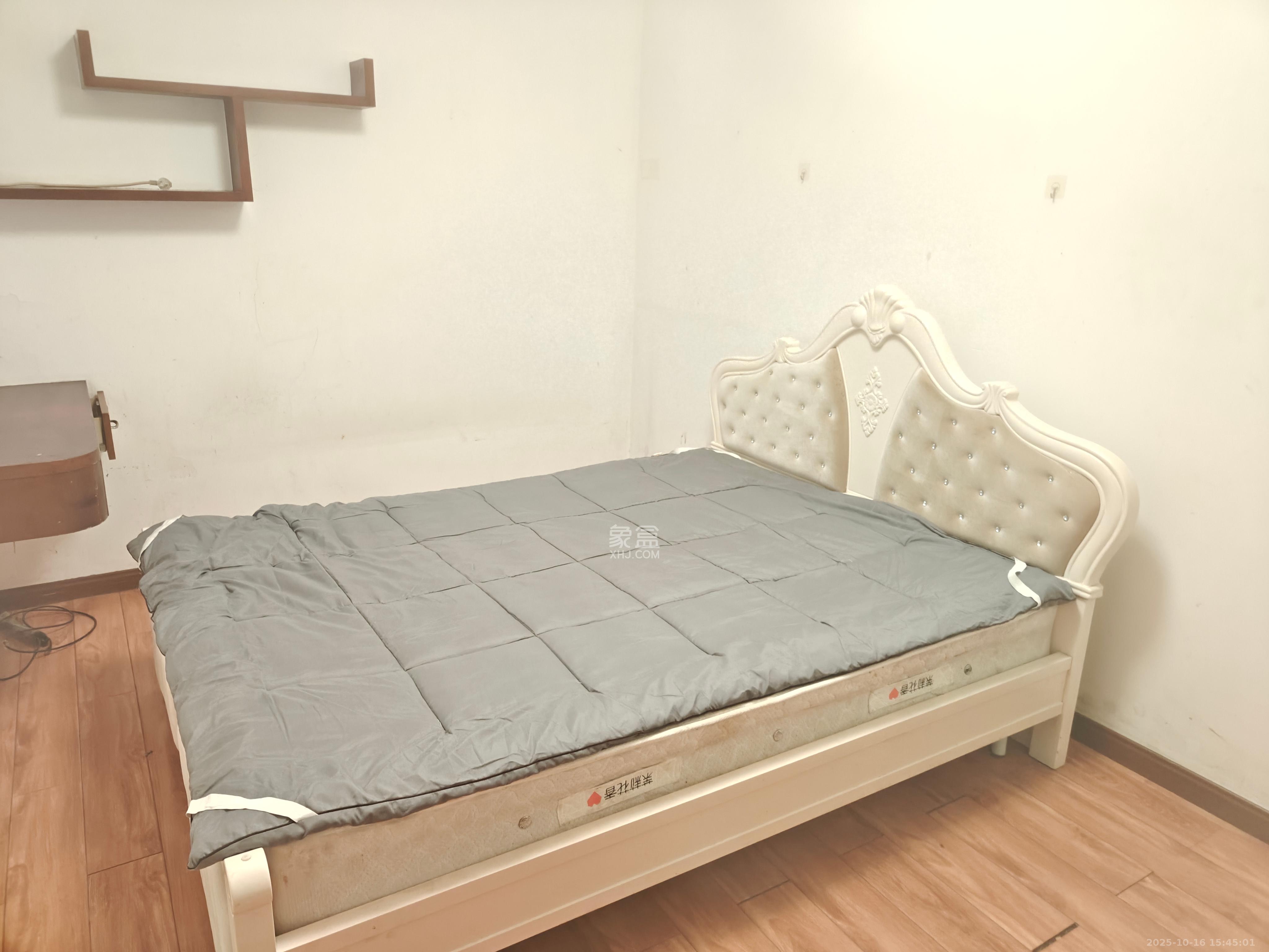 联美品格 2室2厅1卫 1800.0元/月 联美品格 2室2厅1卫 1800.0元/月室内图