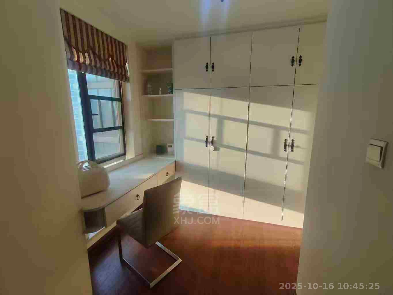 庐山春天早安华晨  3室2厅1卫    1900.0元/月室内图