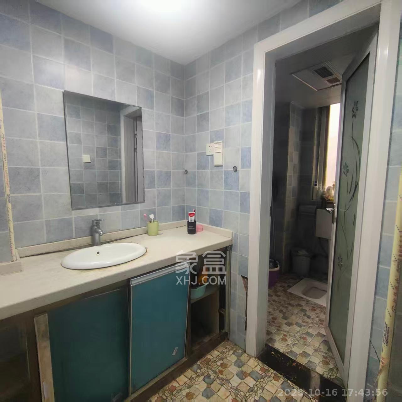 友谊嘉园  4室2厅2卫    3000.0元/月室内图