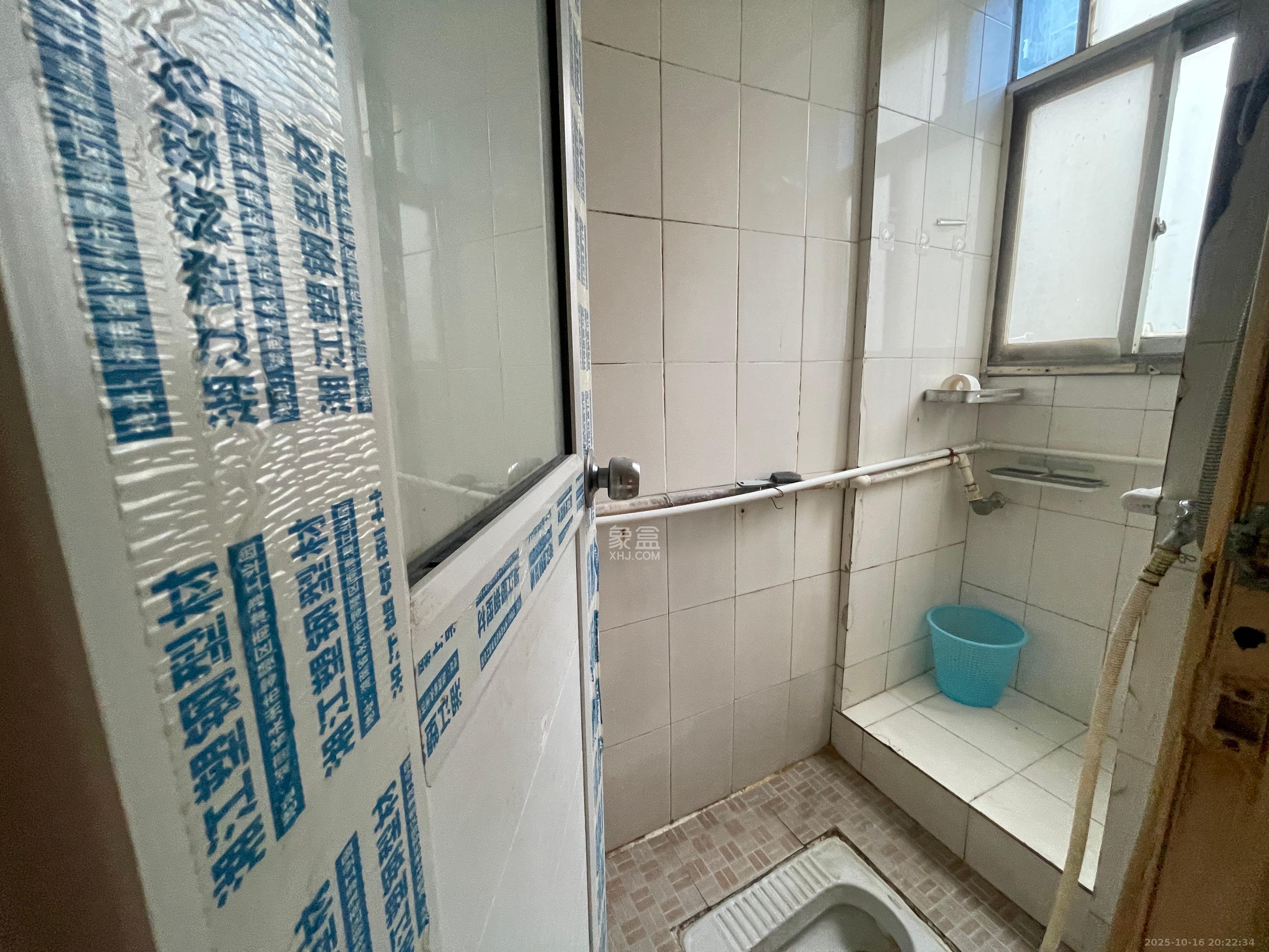 红旗区四片  2室1厅1卫    1800.0元/月室内图