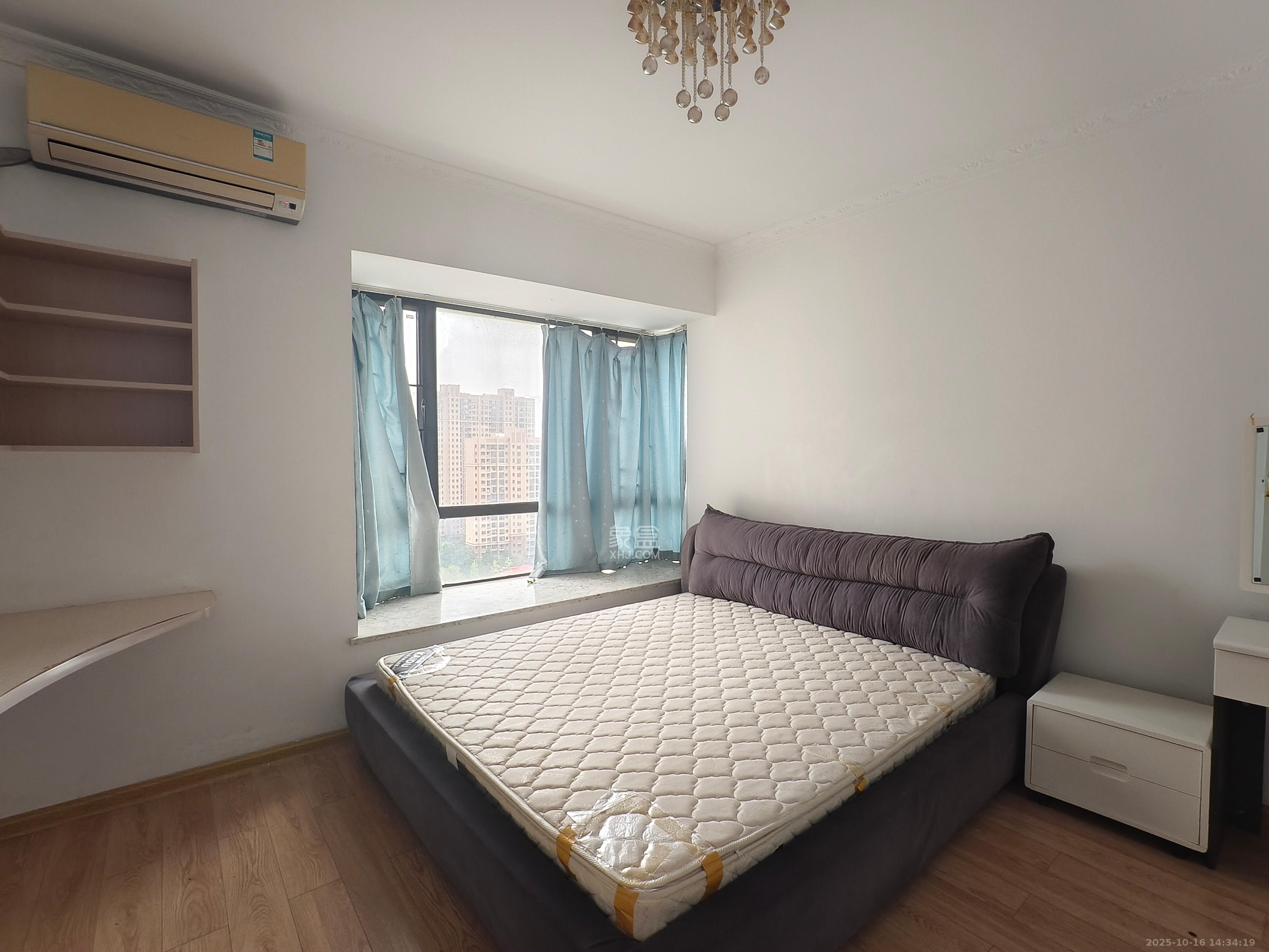 深业睿城 3室2厅2卫 2500.0元/月 深业睿城 3室2厅2卫 2500.0元/月室内图