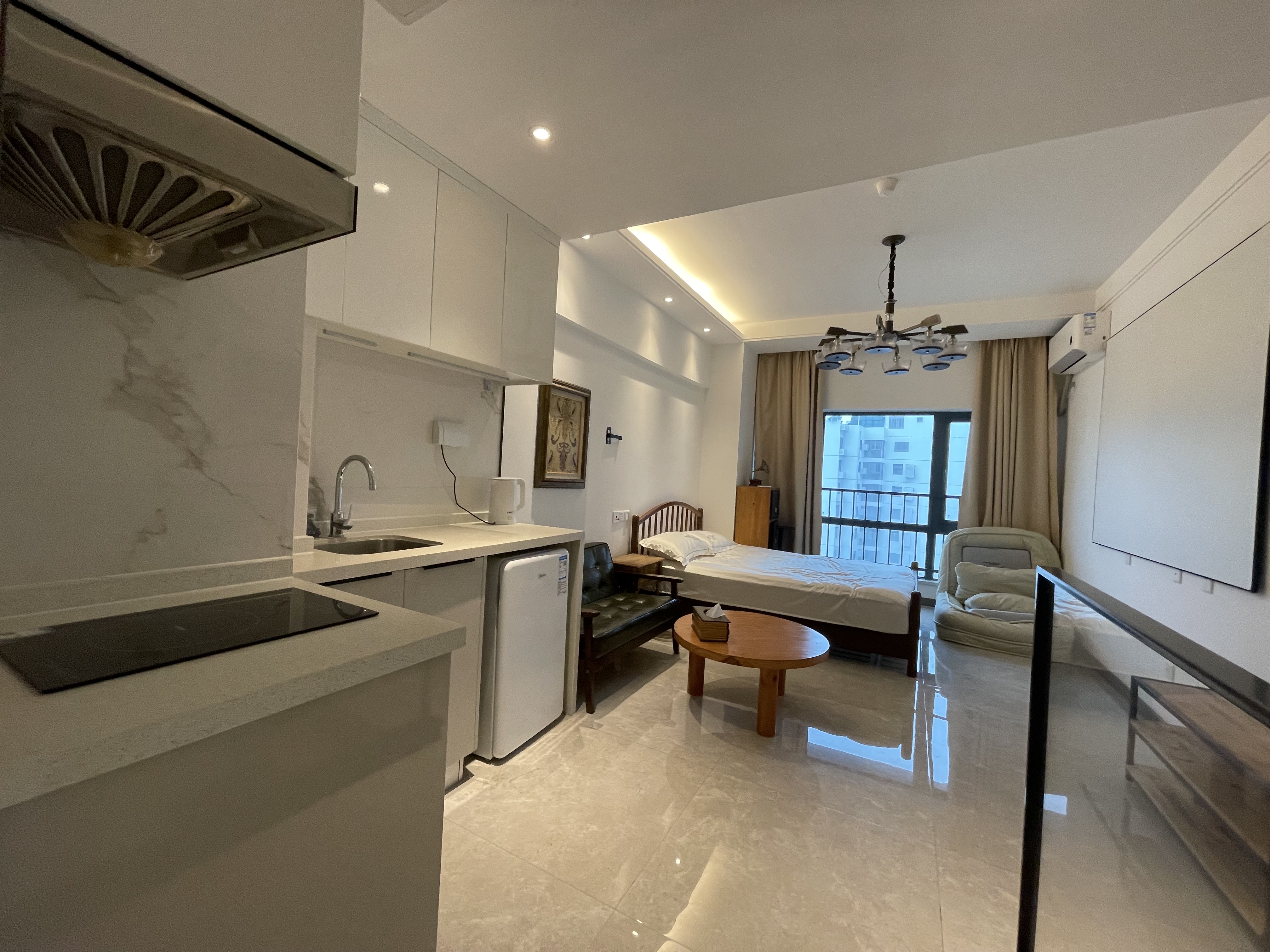 龙湖光年  2室1厅1卫    3600.0元/月室内图