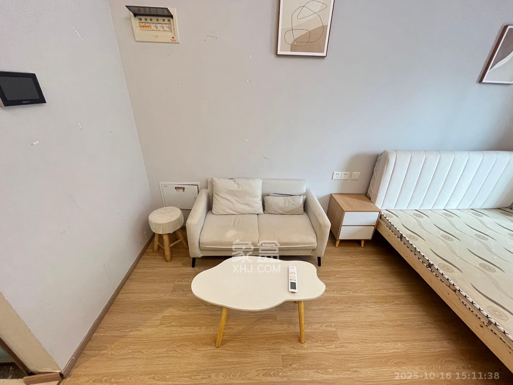 佳兆业云顶都汇 1室0厅0卫 1250.0元/月 佳兆业云顶都汇 1室0厅0卫 1250.0元/月室内图