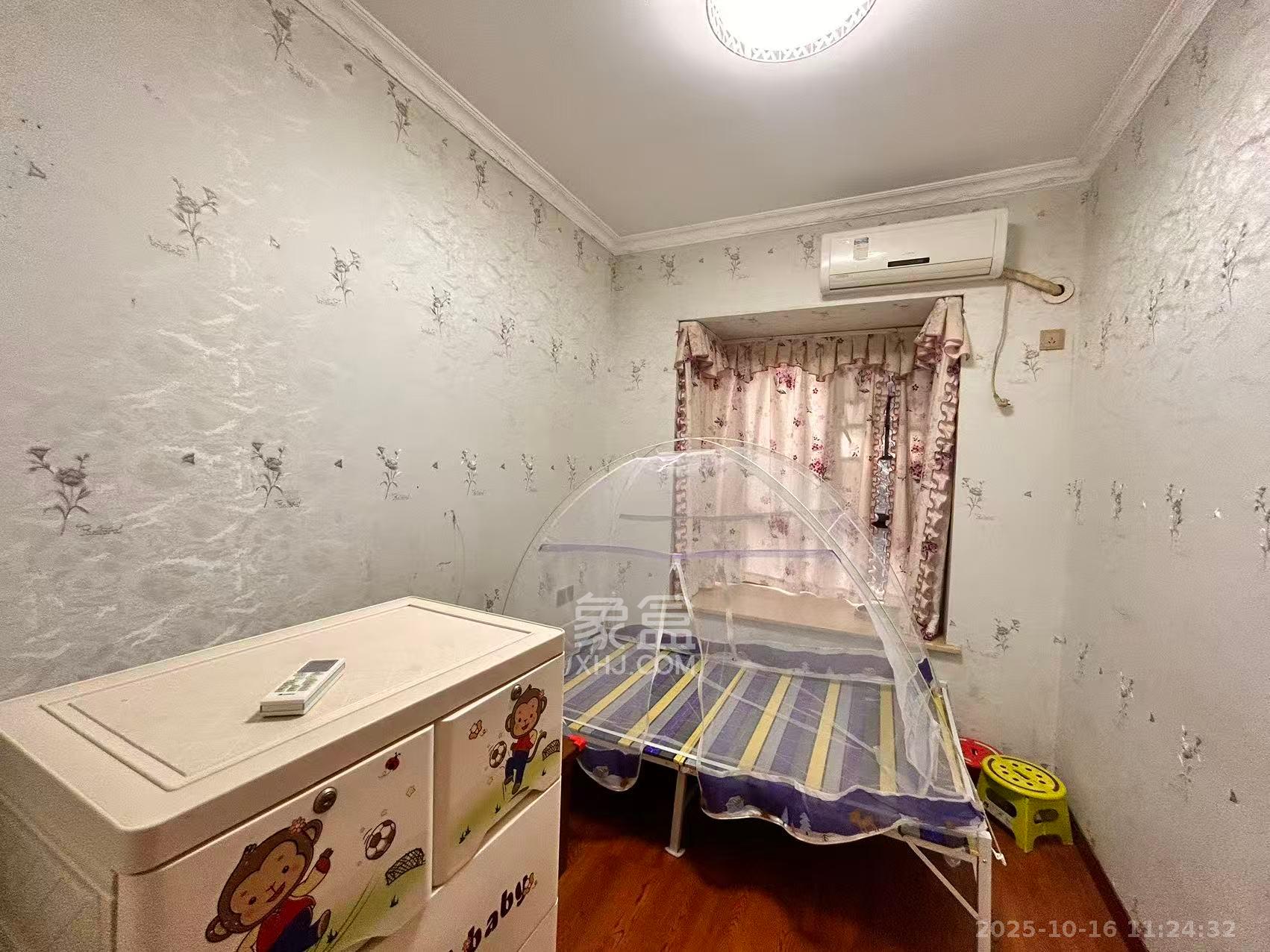 兴威帕克水岸  3室1厅1卫    2100.0元/月室内图