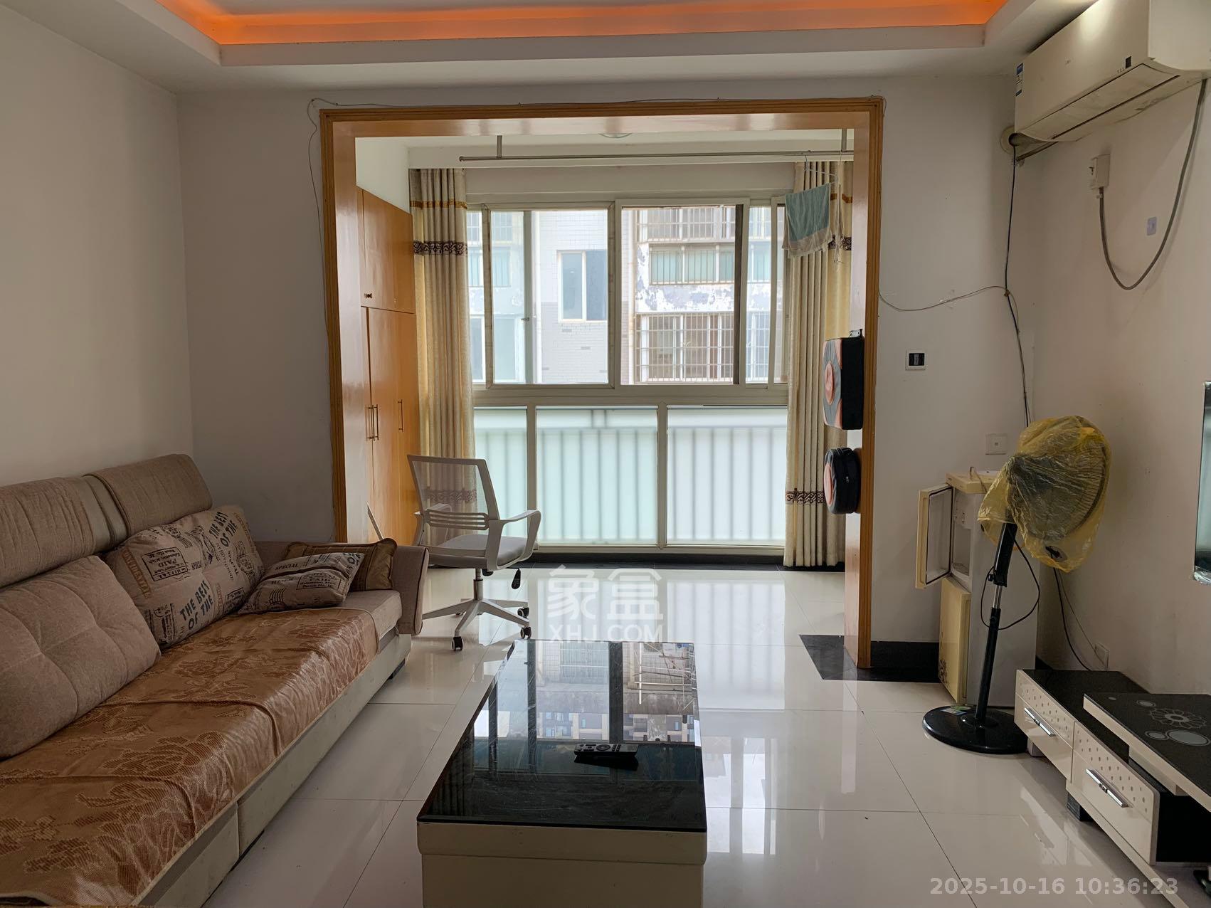 好家园  3室1厅1卫    1800.0元/月 好家园  3室1厅1卫    1800.0元/月室内图