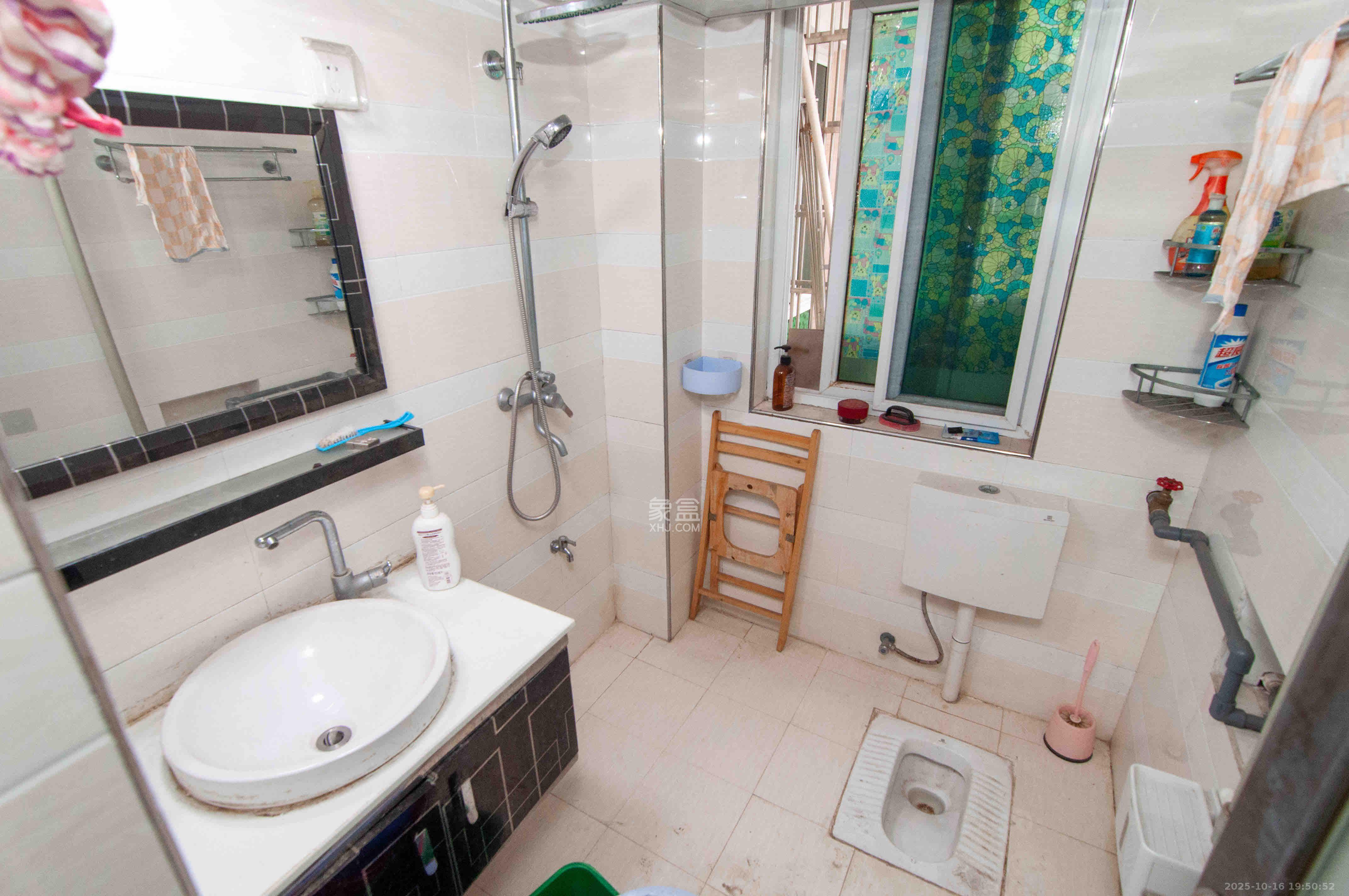 恩瑞麓山名园（龙王港小区）  3室2厅1卫    2200.0元/月室内图