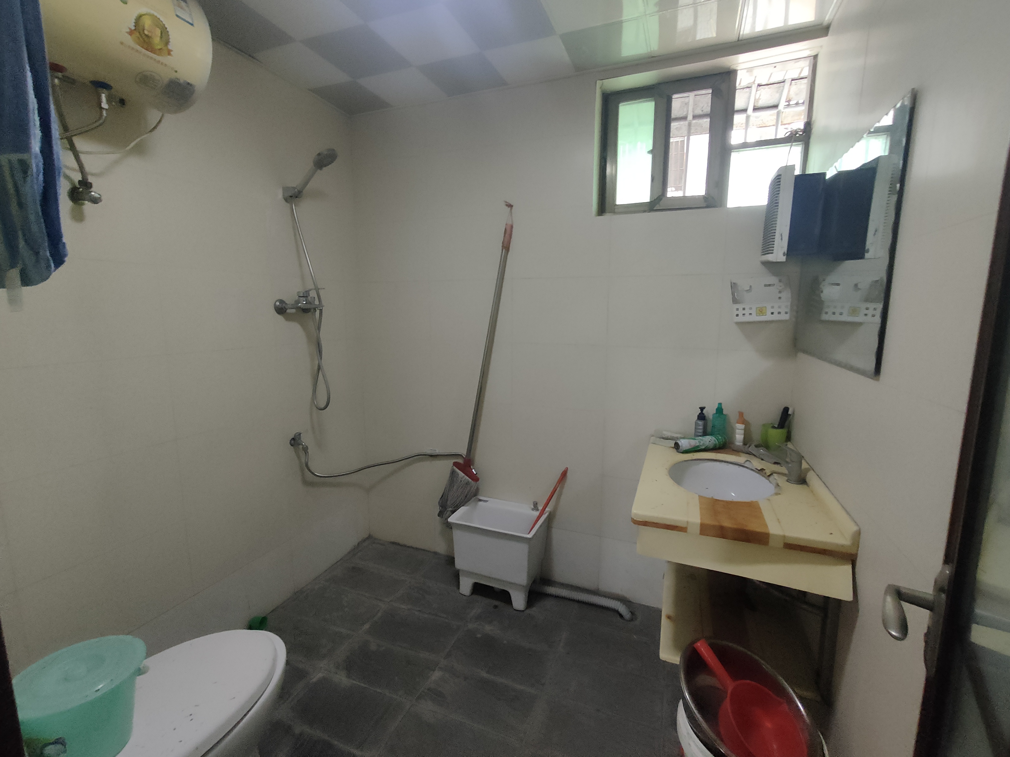 汇宇花园 4室2厅2卫 3000.0元/月 汇宇花园 4室2厅2卫 3000.0元/月室内图