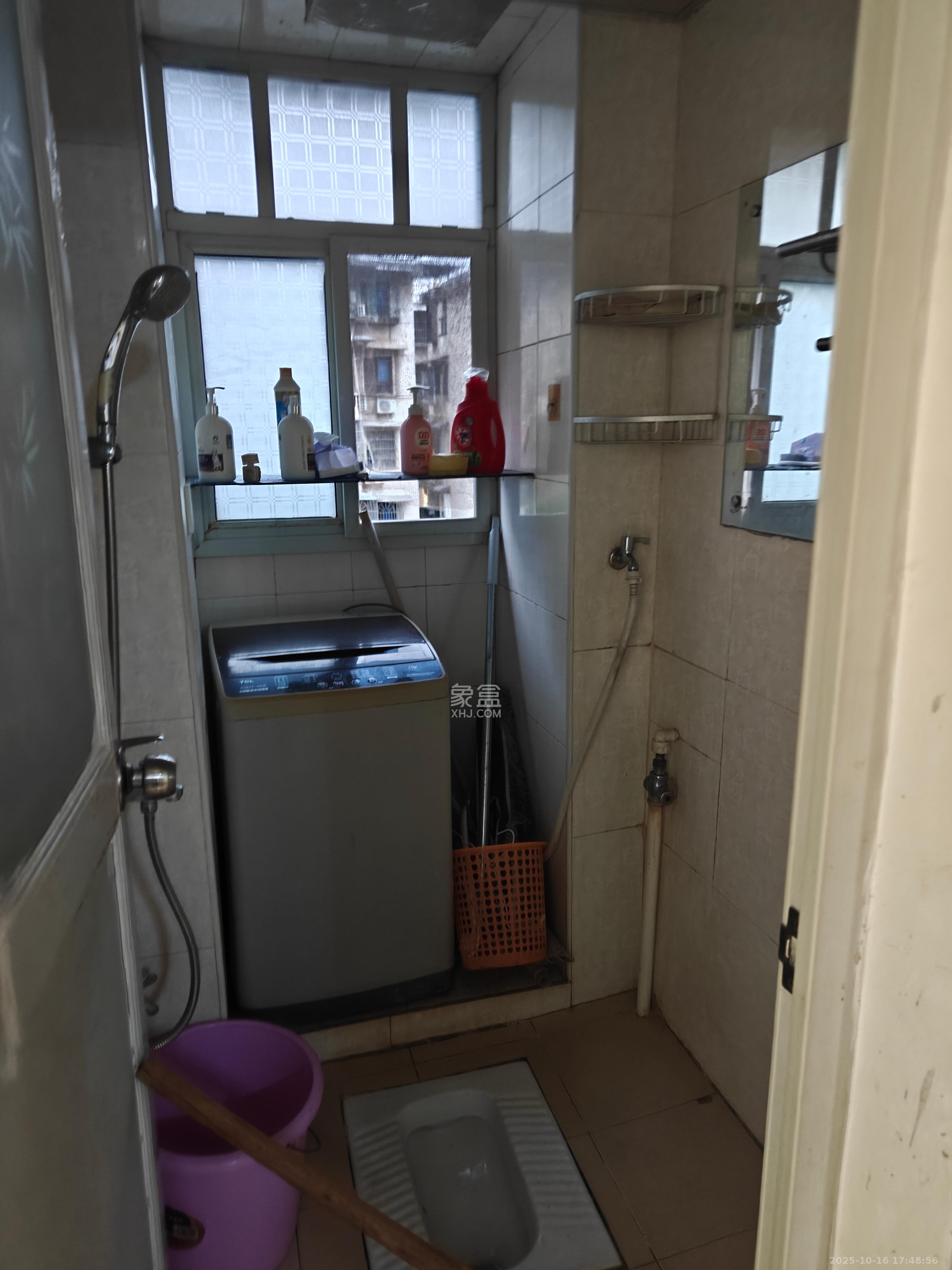 桂花路铁建宿舍 2室1厅1卫 1350.0元/月 桂花路铁建宿舍 2室1厅1卫 1350.0元/月室内图