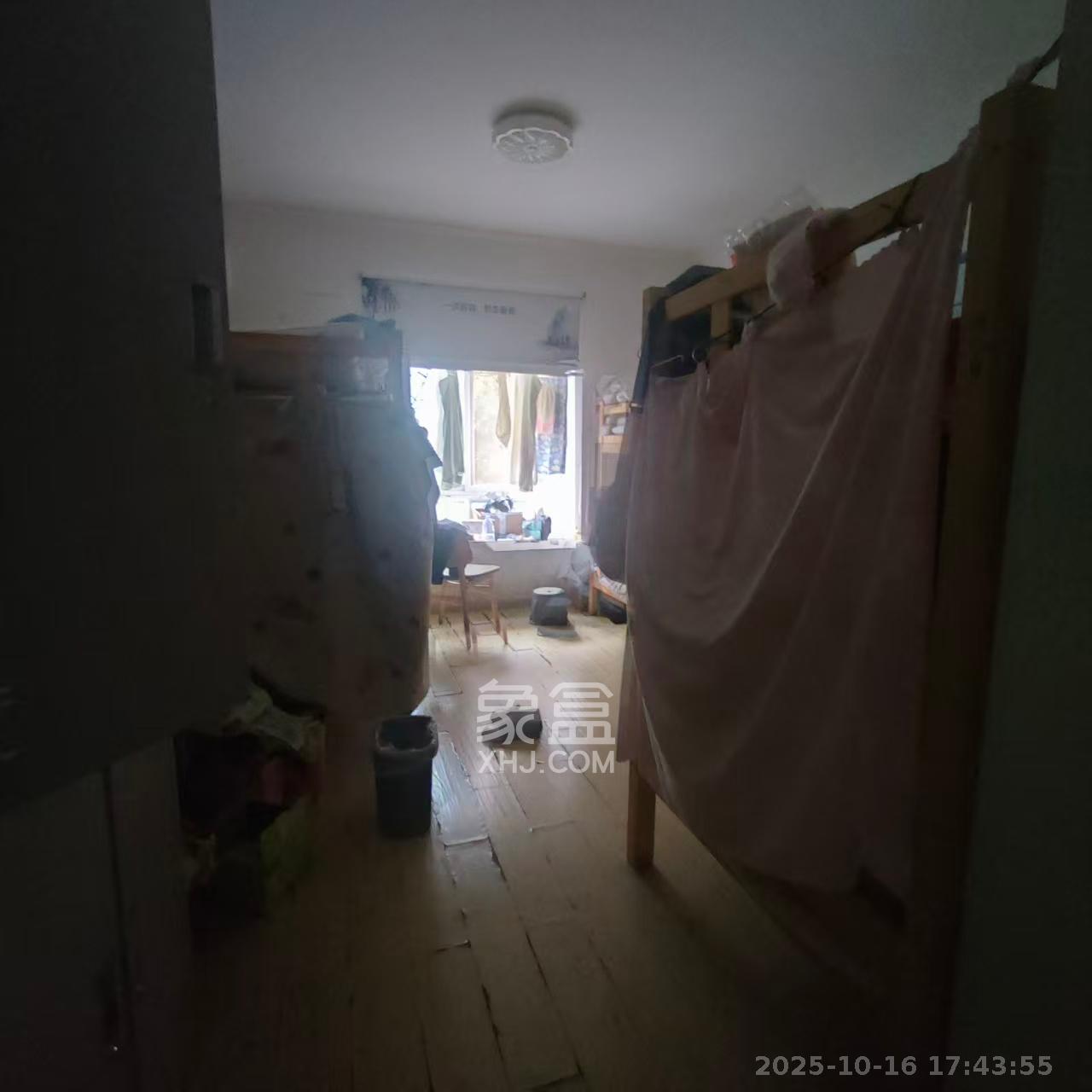 友谊嘉园  4室2厅2卫    3000.0元/月室内图