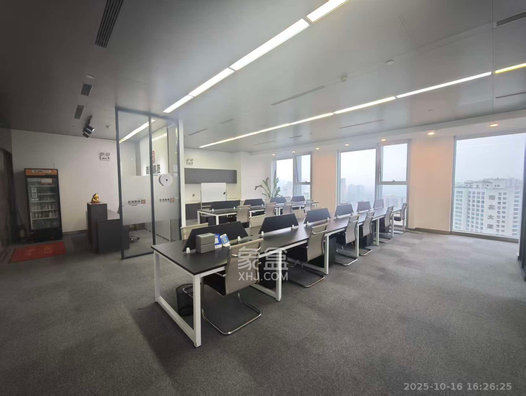 中隆国际嘉熙中心   240.25㎡      16000.0元/月室内图