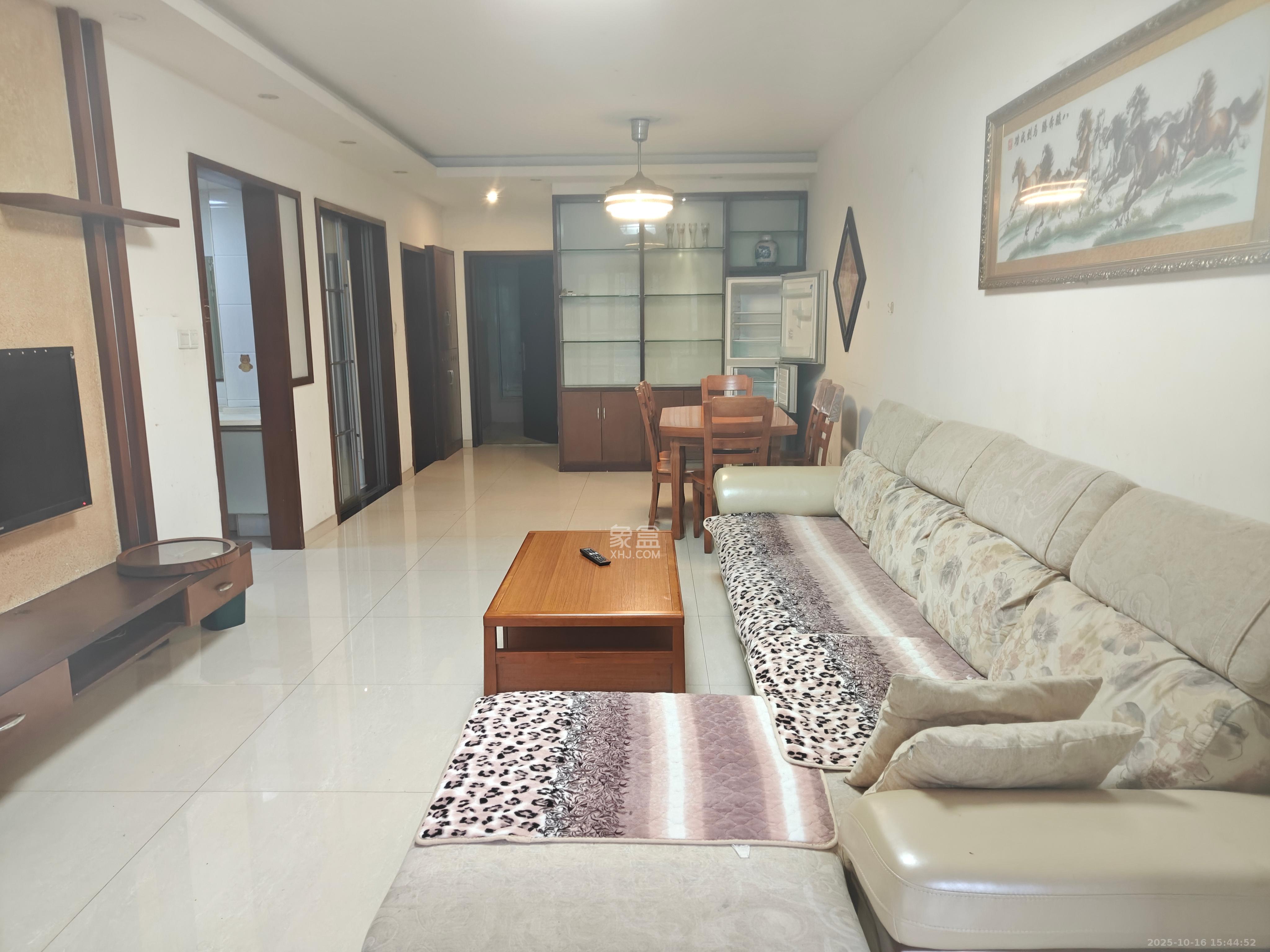 联美品格 2室2厅1卫 1800.0元/月 联美品格 2室2厅1卫 1800.0元/月室内图