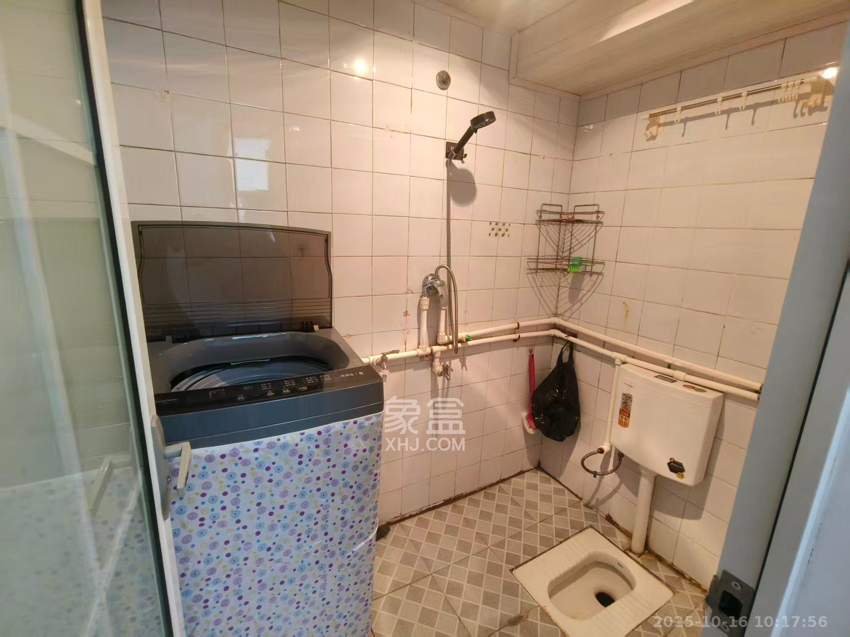 信达大厦  2室1厅1卫    1600.0元/月室内图