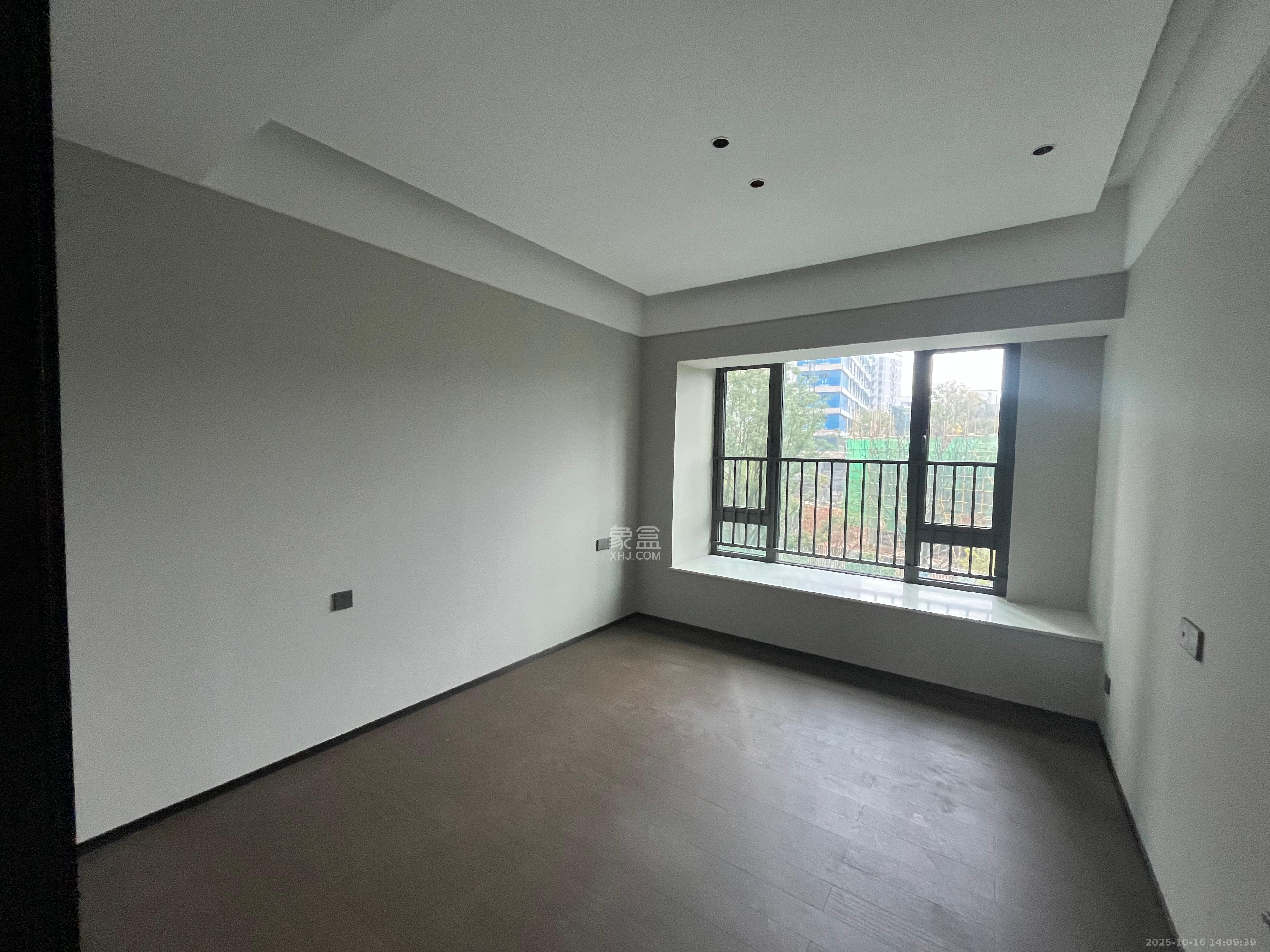 中海阅湘台  4室2厅2卫    18000.0元/月 中海阅湘台  4室2厅2卫    18000.0元/月室内图