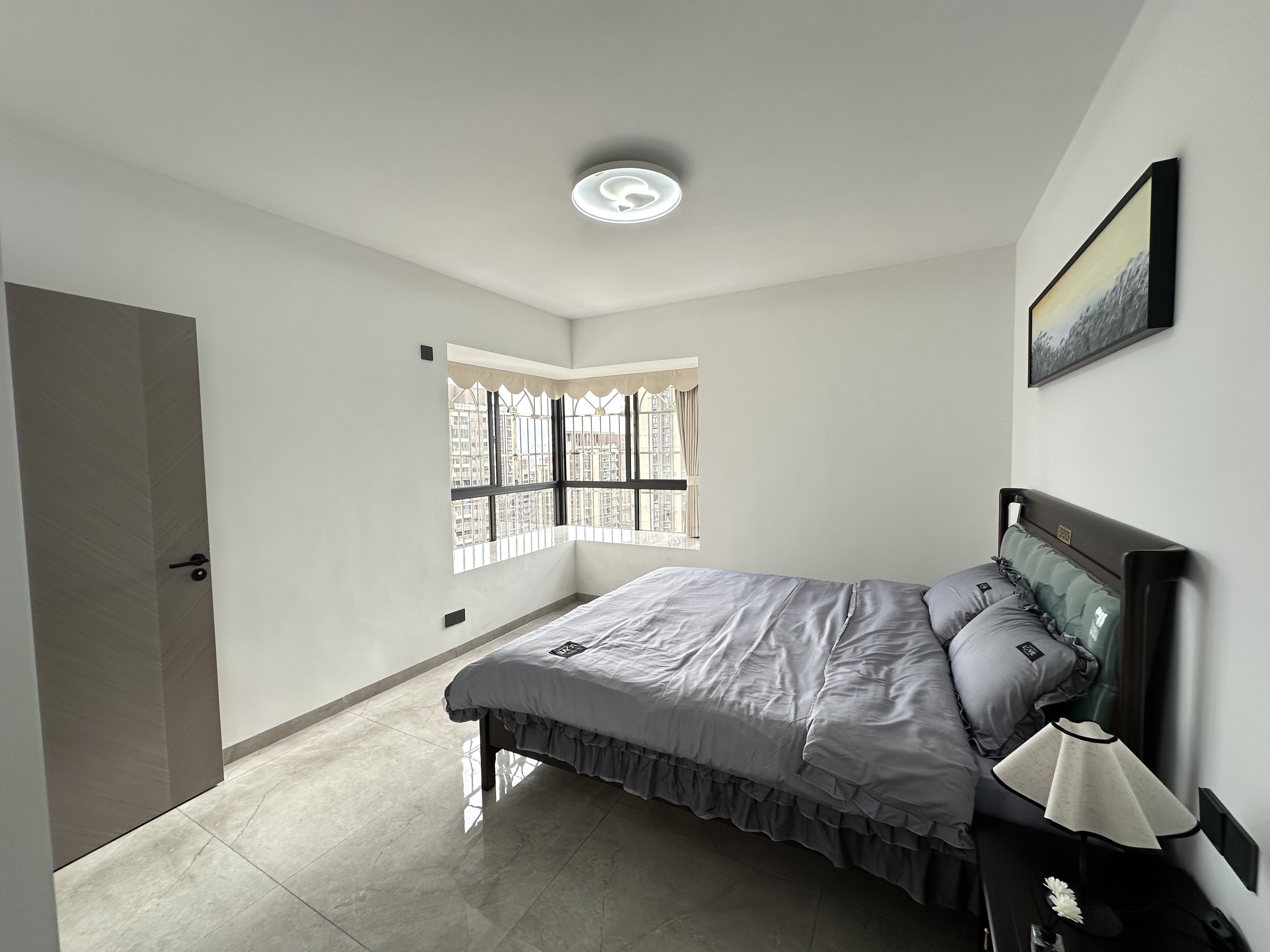 水岸听涛 4室2厅2卫 149.0万 水岸听涛 4室2厅2卫 149.0万客厅