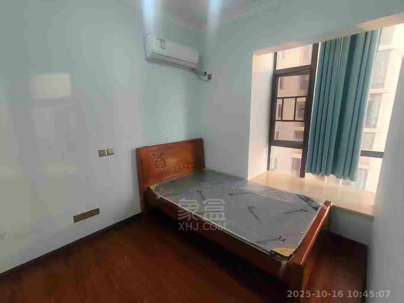 庐山春天早安华晨  3室2厅1卫    1900.0元/月室内图1