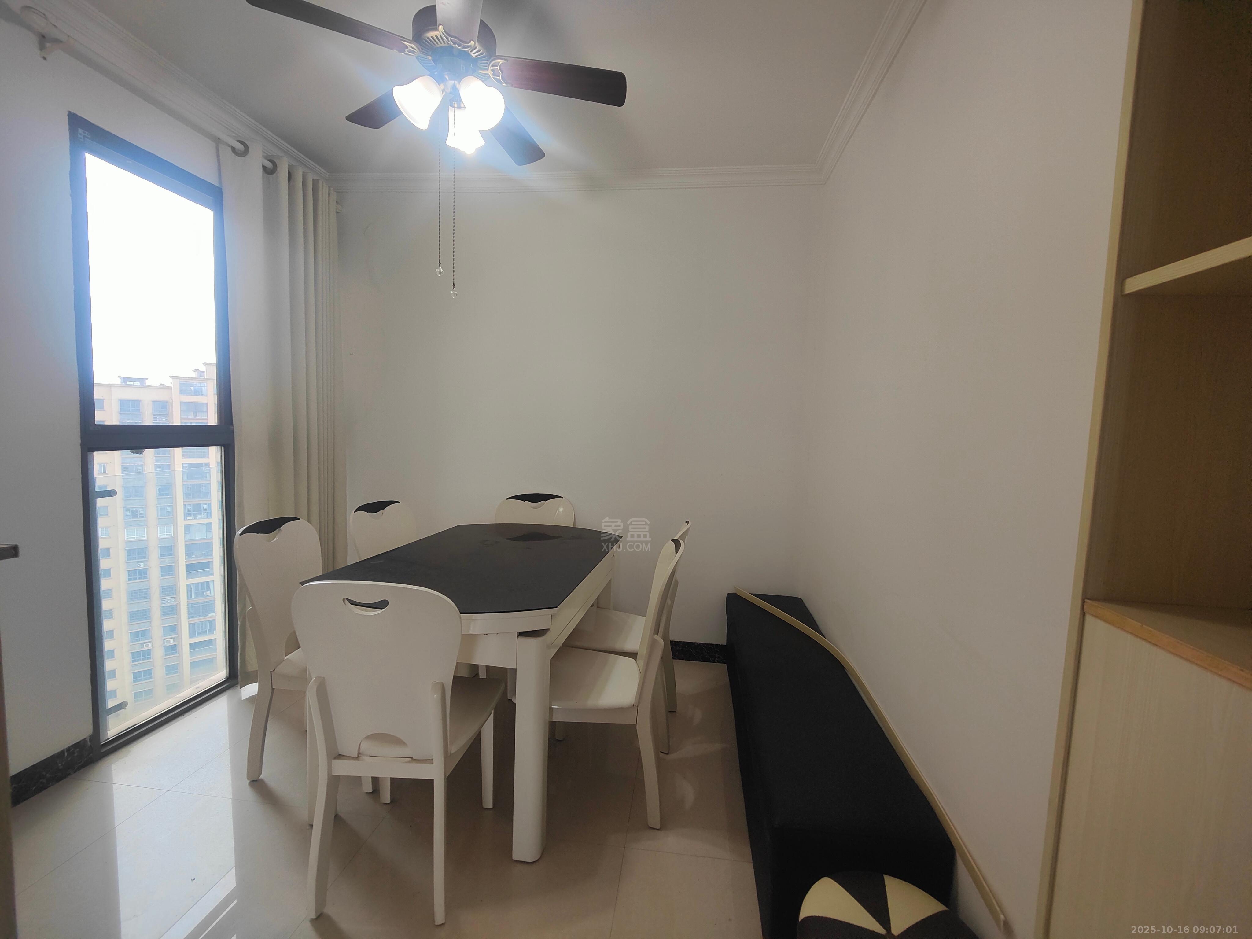 大江观邸-富基花园 4室2厅2卫 1800.0元/月 大江观邸-富基花园 4室2厅2卫 1800.0元/月室内图