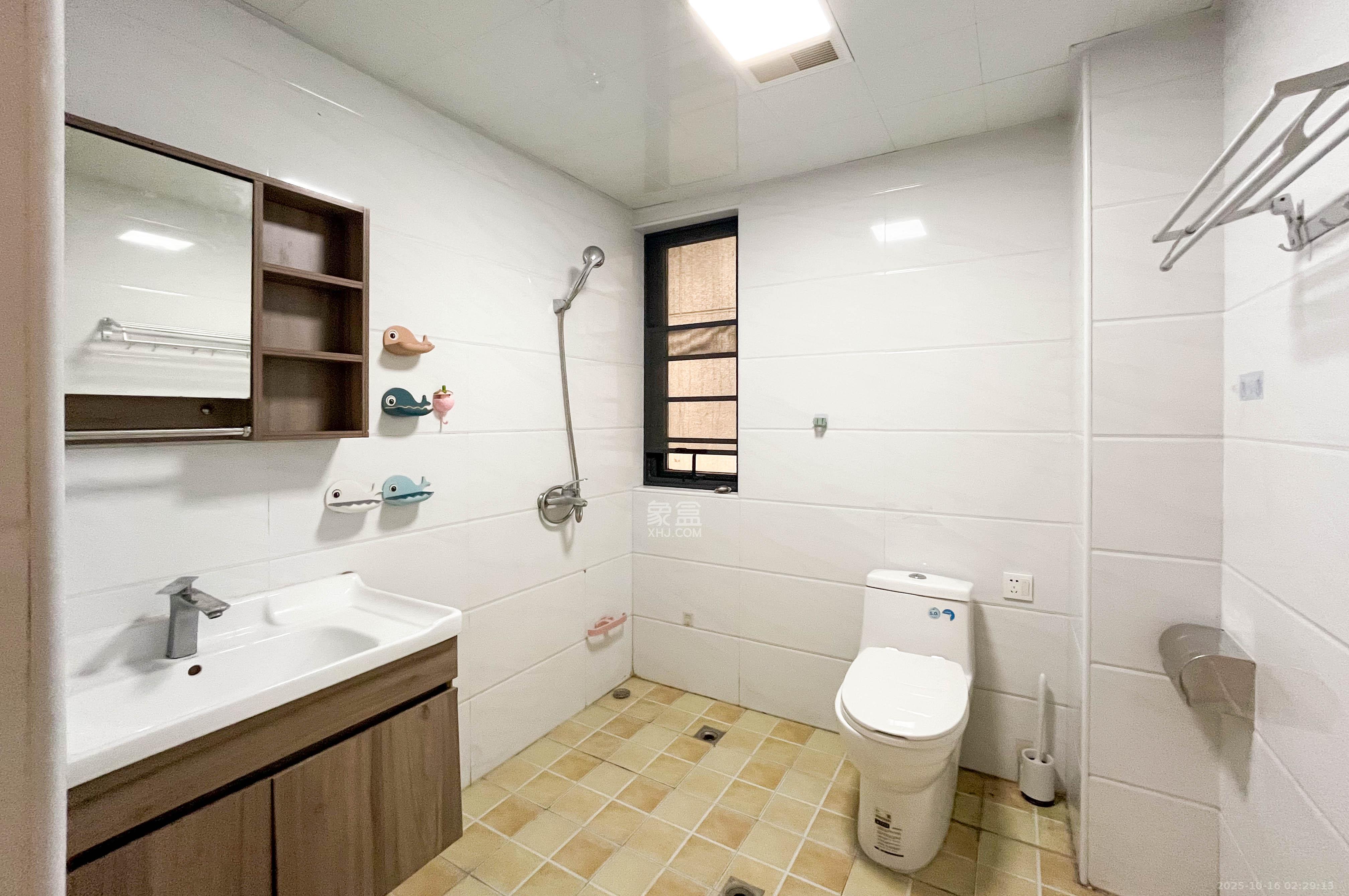 君康家园（梅溪湖七喜街）  4室2厅2卫    228.0万卫生间