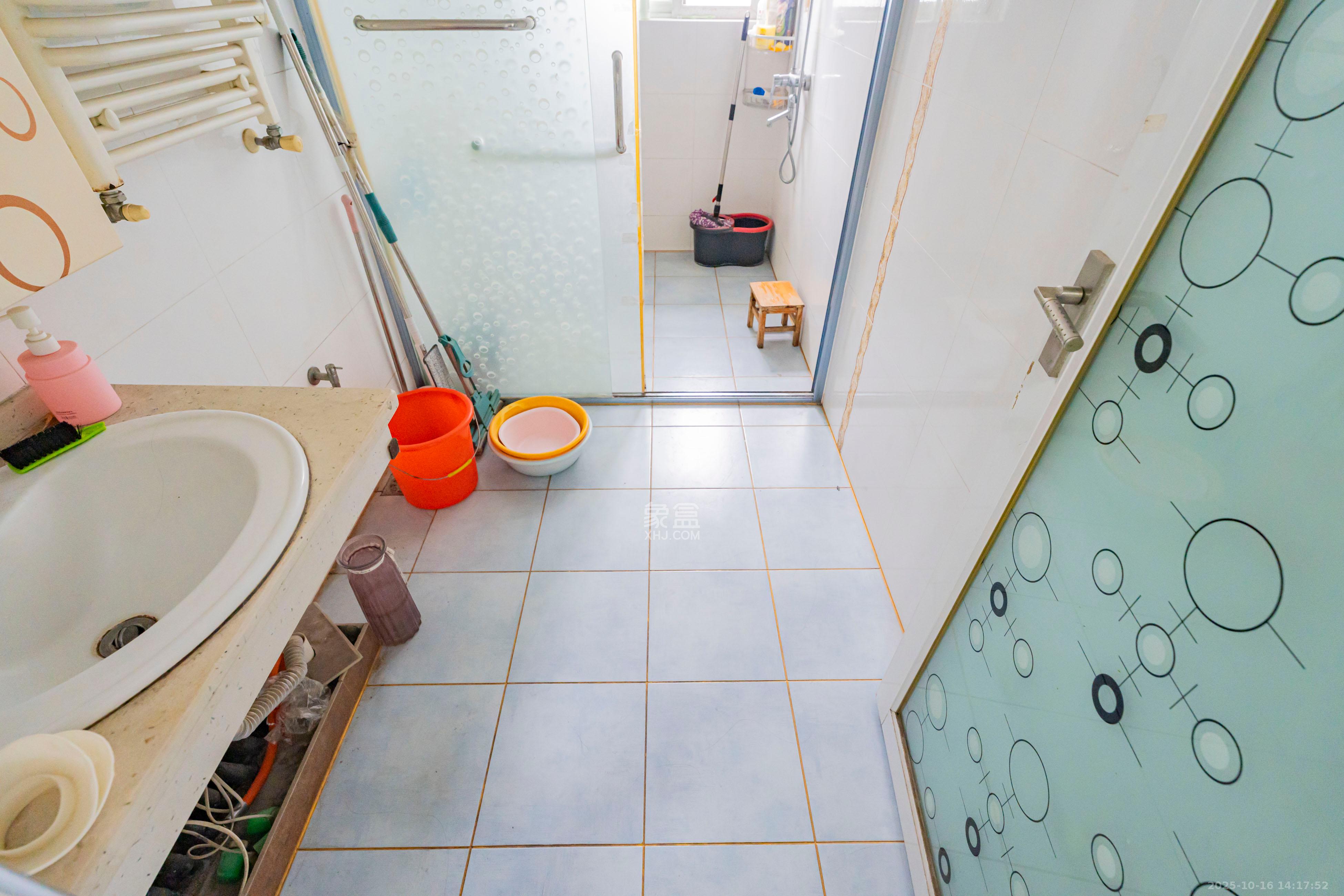 科大佳园北苑  3室2厅2卫    195.88万卫生间