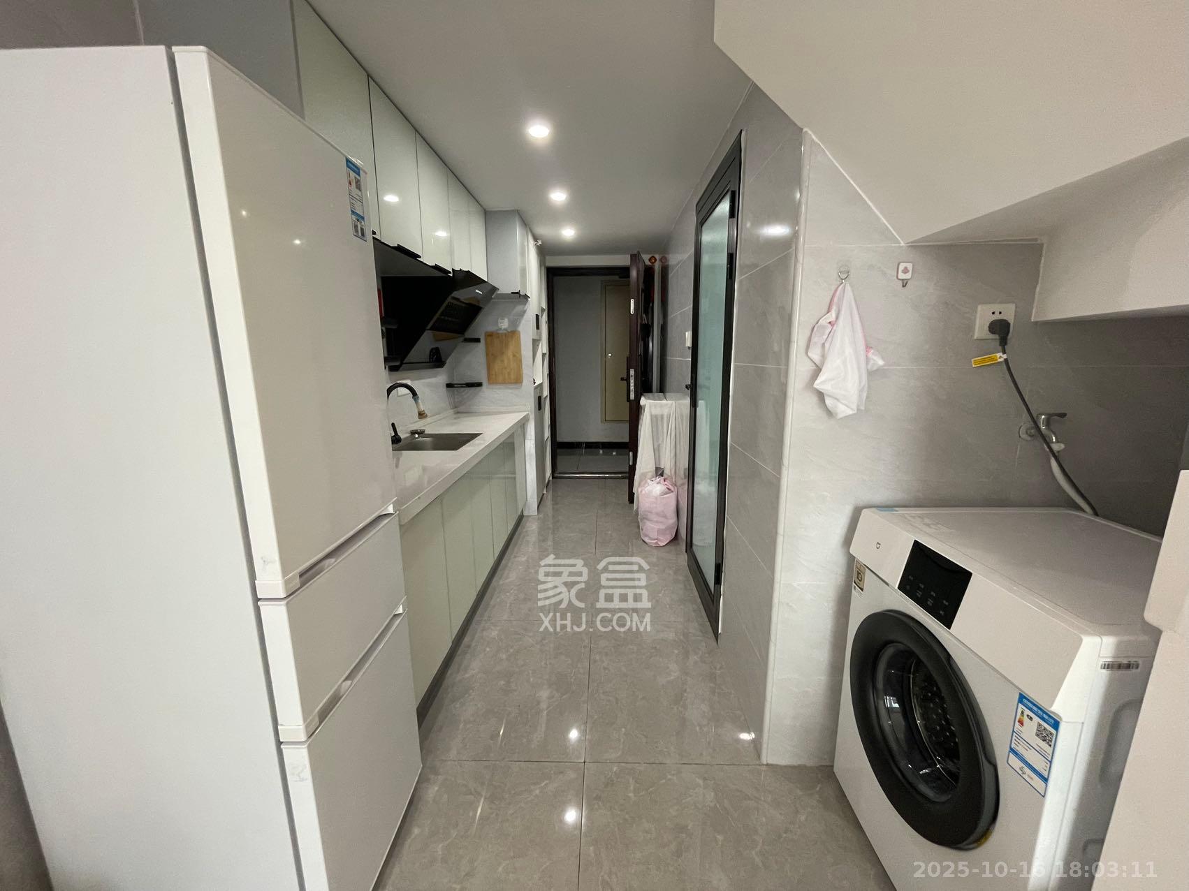 新长海D1站  1室0厅0卫    1500.0元/月 新长海D1站  1室0厅0卫    1500.0元/月室内图