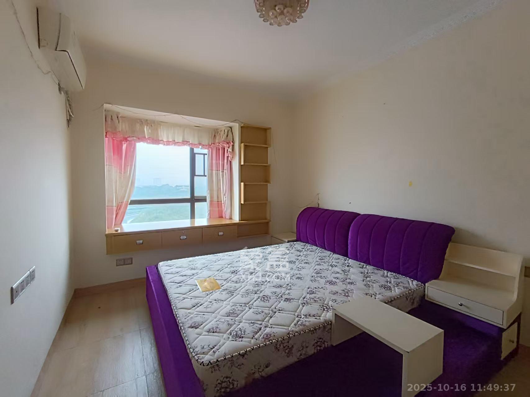 卓越麓山别墅（麓山峰境产权麓山花苑）  3室2厅1卫    1400.0元/月室内图