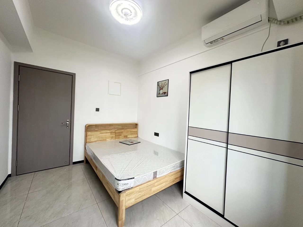 华润中心 2室1厅1卫 3000.0元/月 华润中心 2室1厅1卫 3000.0元/月室内图