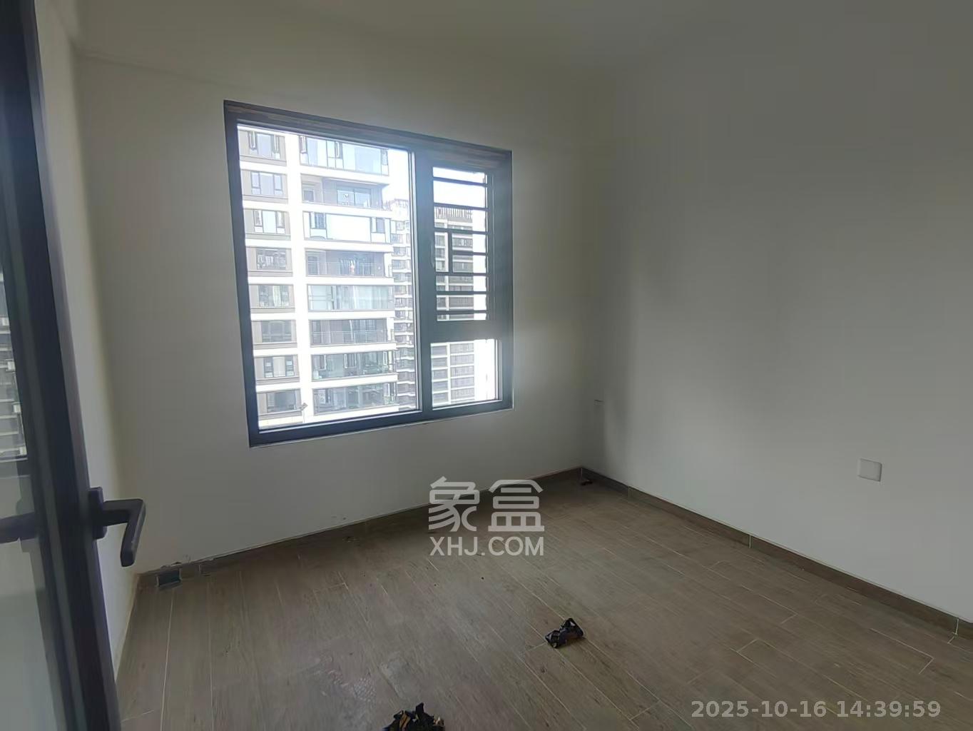 越秀湘江星汇城三期  4室2厅2卫    3500.0元/月室内图