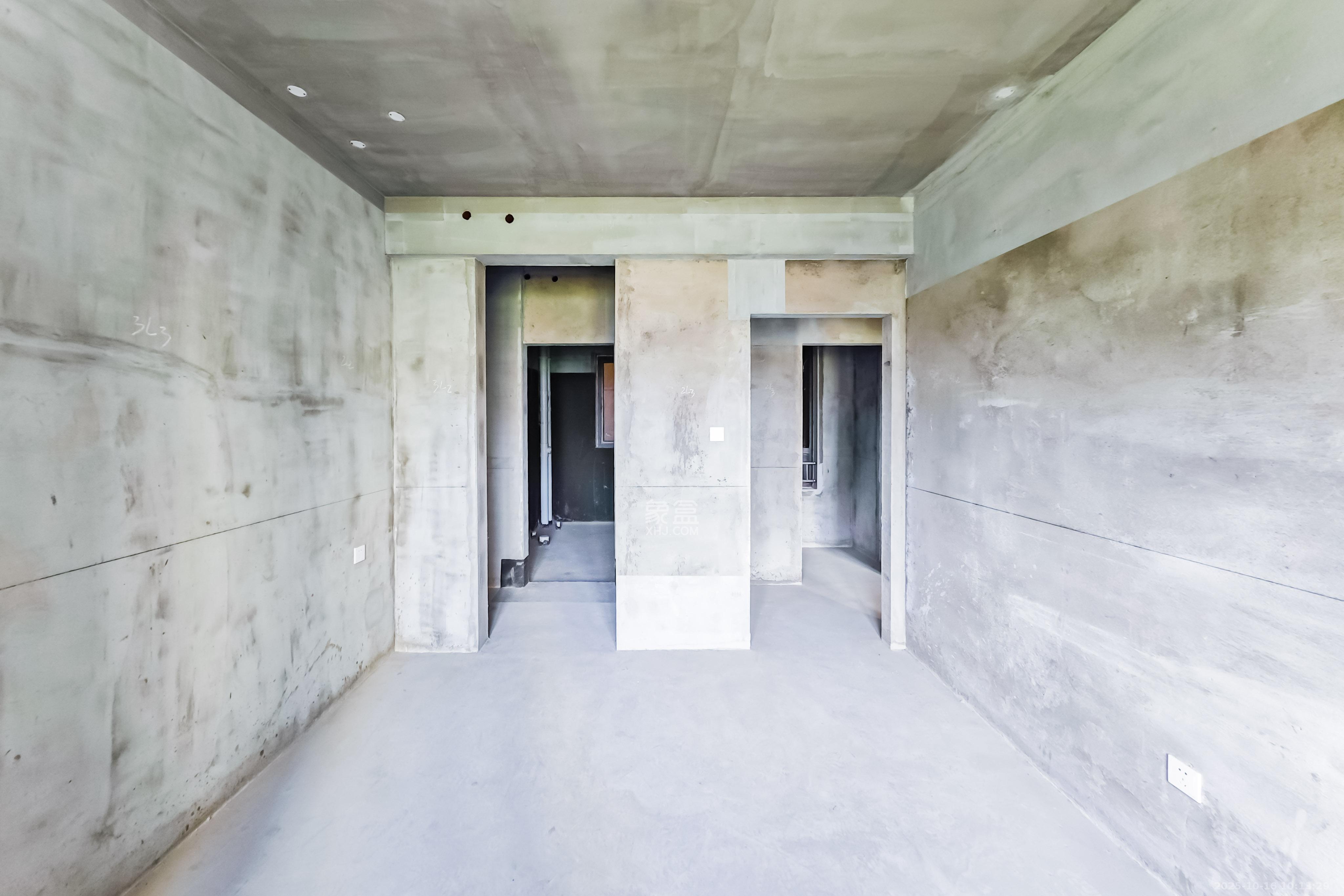 中天星耀城  3室2厅2卫    115.0万 中天星耀城  3室2厅2卫    115.0万其他