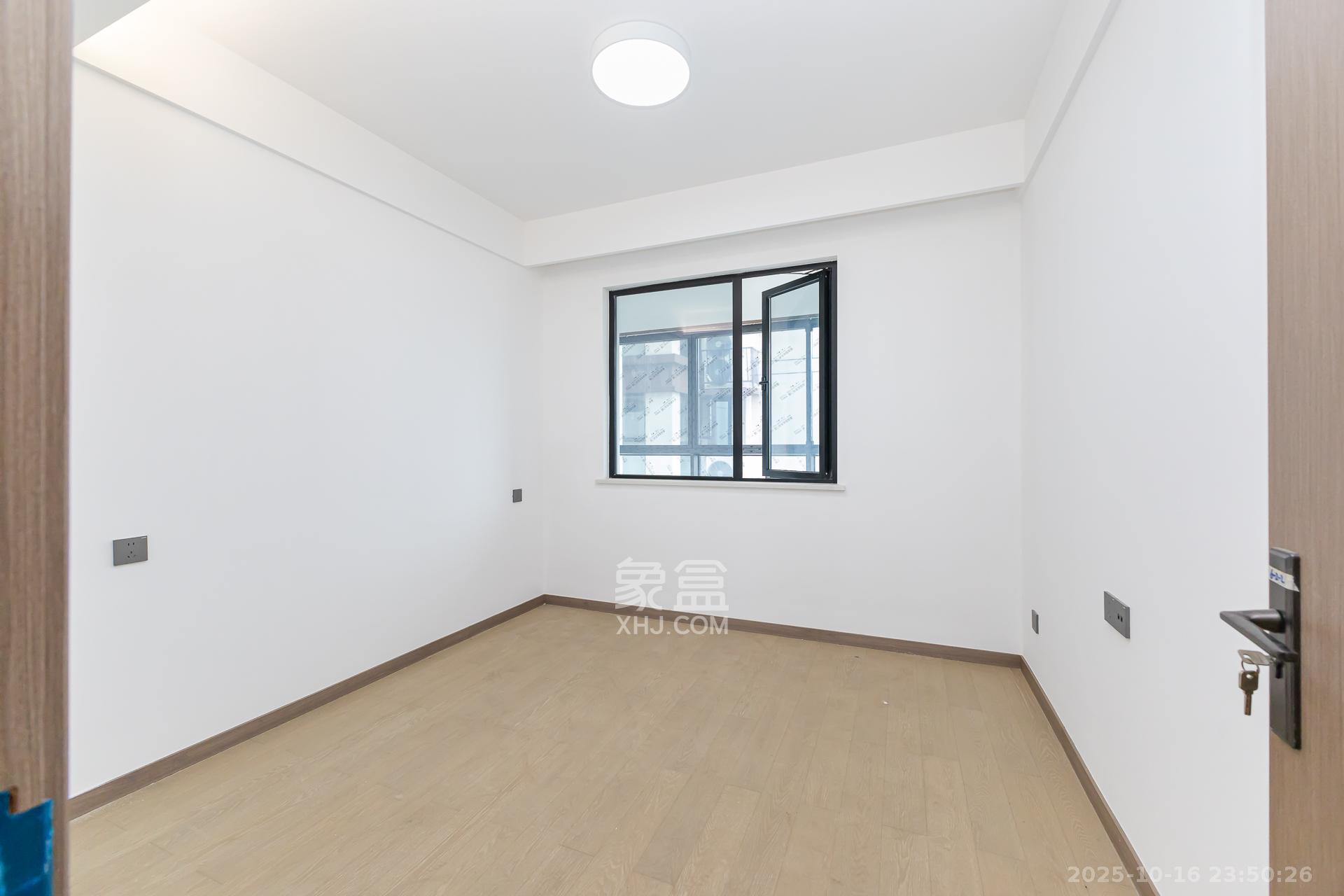 金富湘江悦城  4室2厅2卫    135.0万 金富湘江悦城  4室2厅2卫    135.0万卧室