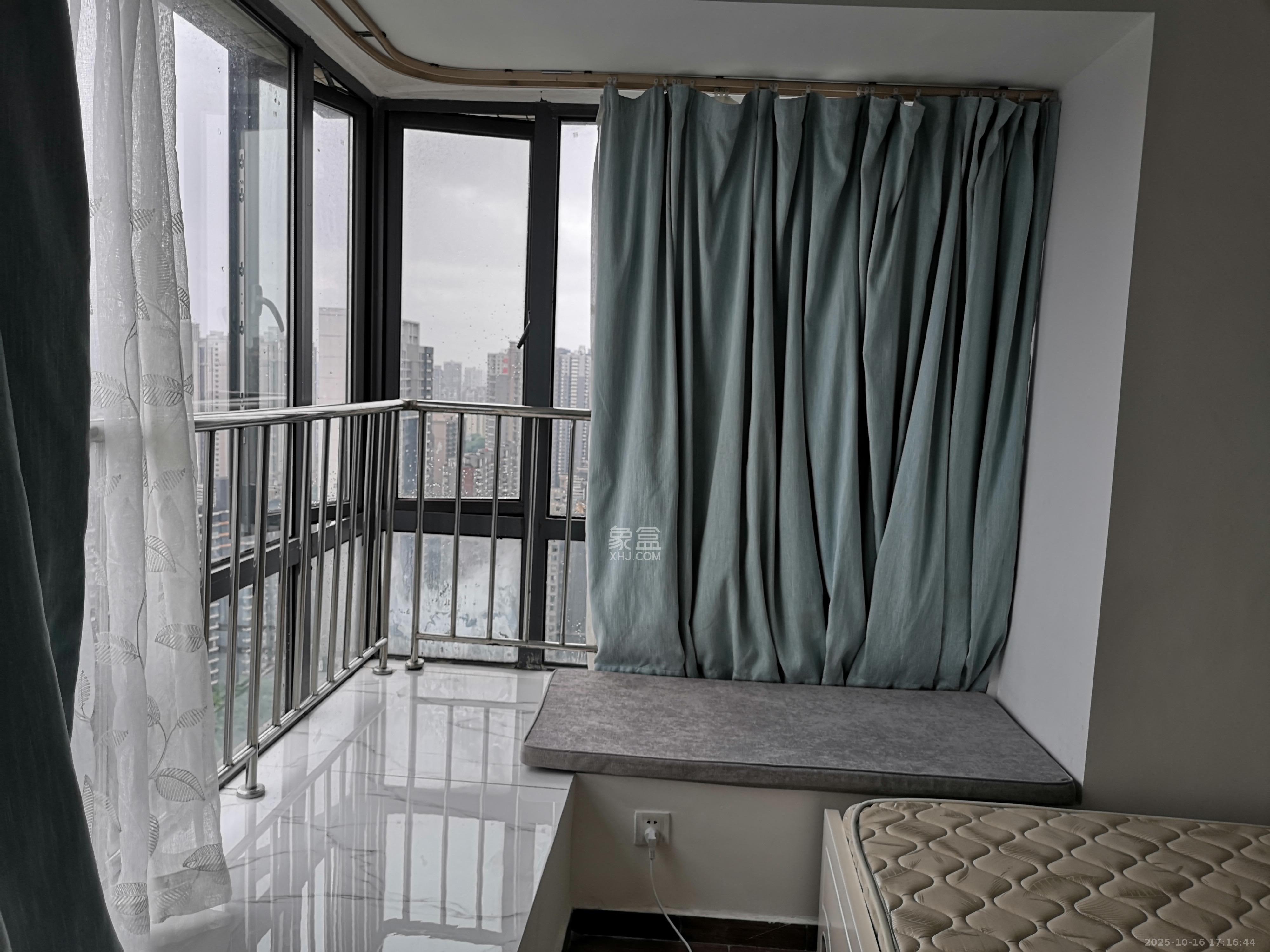 恒基凯旋门一二期  3室2厅1卫    2200.0元/月 恒基凯旋门一二期  3室2厅1卫    2200.0元/月室内图