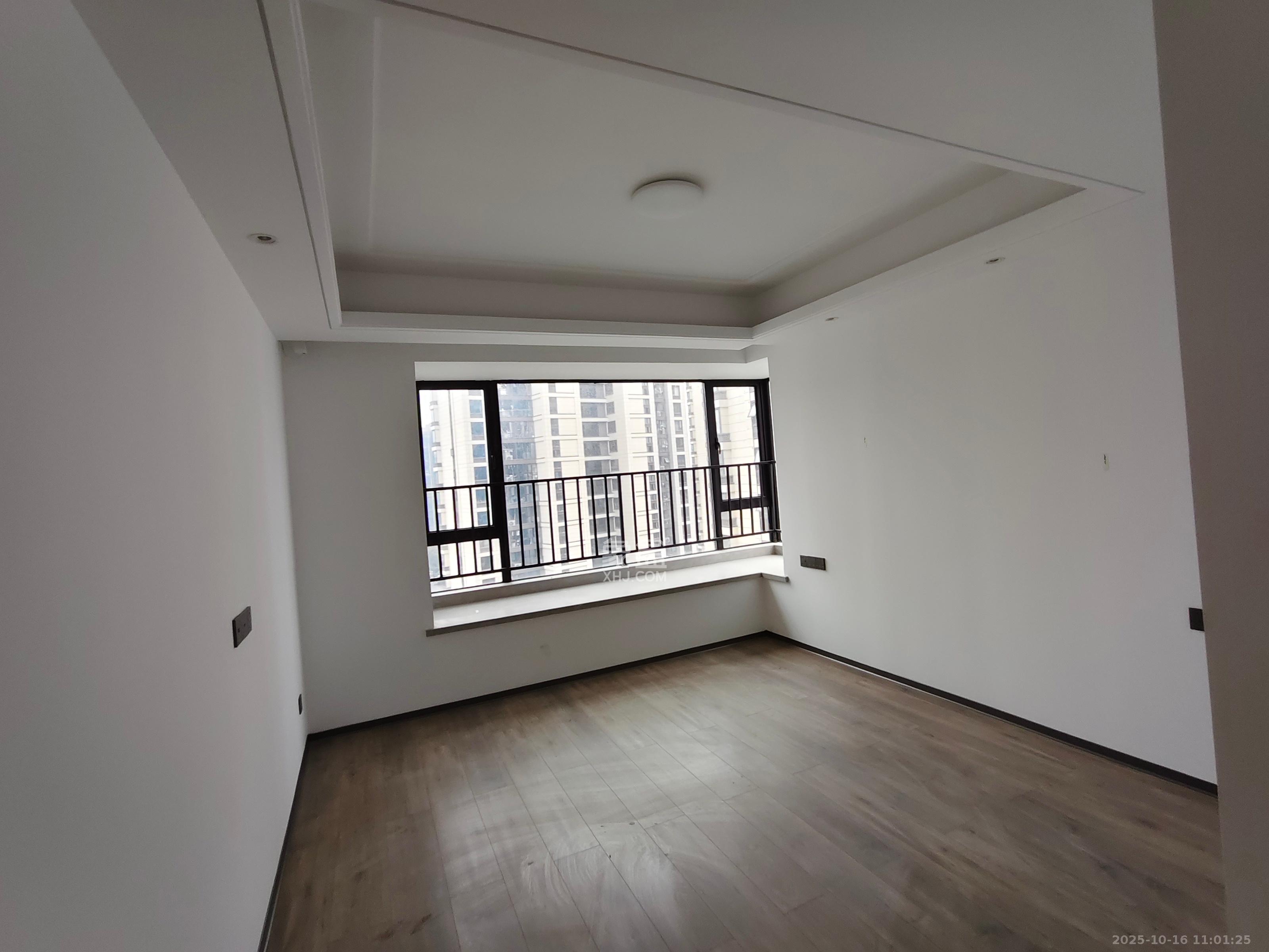 荣盛锦绣学府 1室1厅1卫 2000.0元/月 荣盛锦绣学府 1室1厅1卫 2000.0元/月室内图