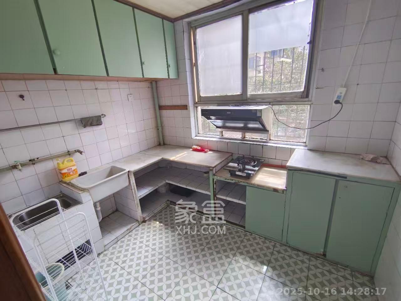 赐闲湖(机关事务管理单位房) 2室2厅1卫 1900.0元/月 赐闲湖(机关事务管理单位房) 2室2厅1卫 1900.0元/月室内图