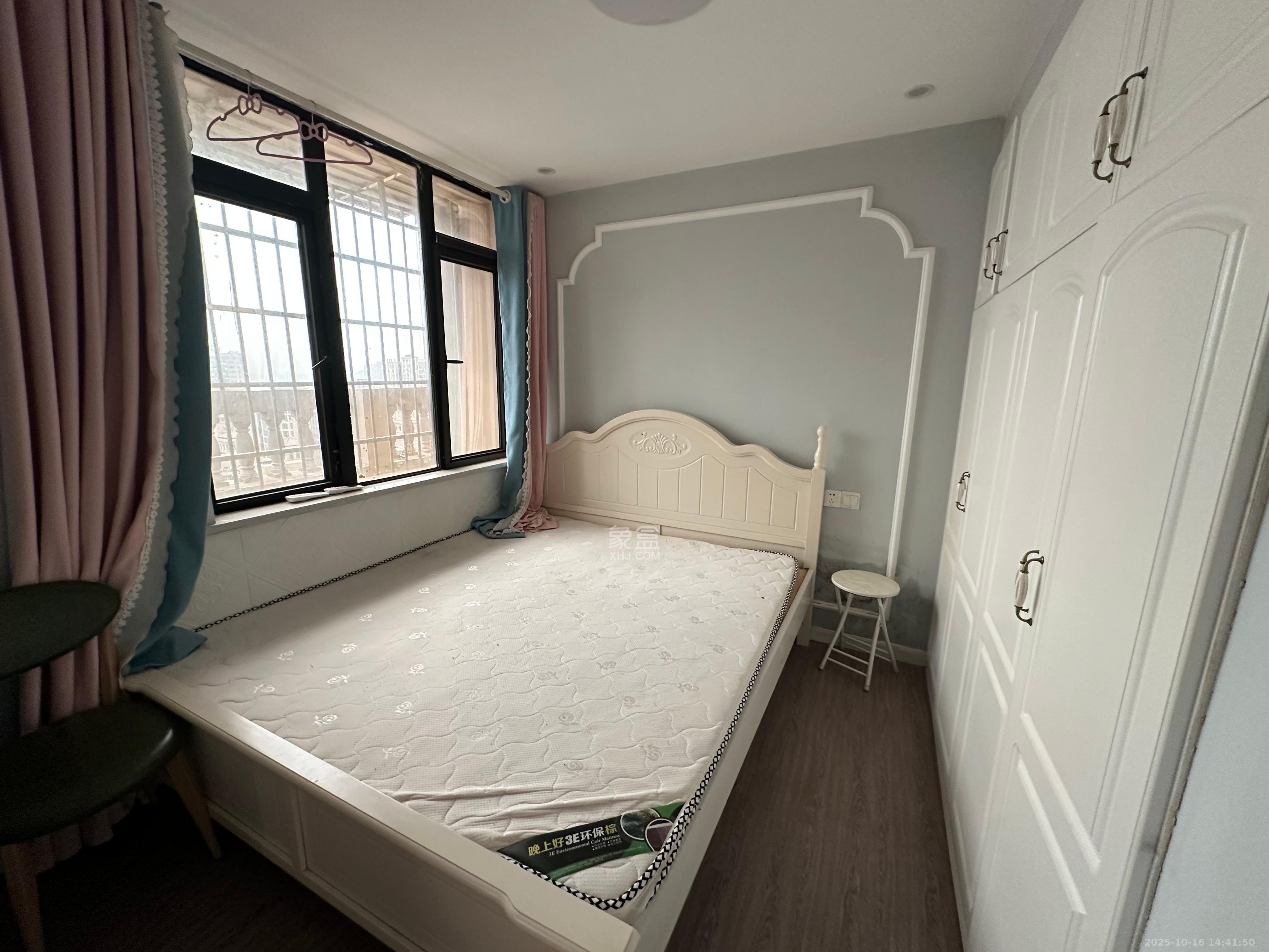 沁园春御院  1室1厅1卫    1900.0元/月室内图