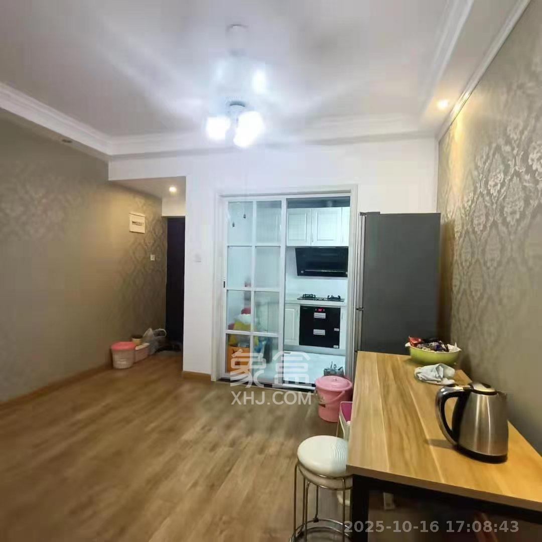 上海城小区  2室2厅1卫    2200.0元/月室内图