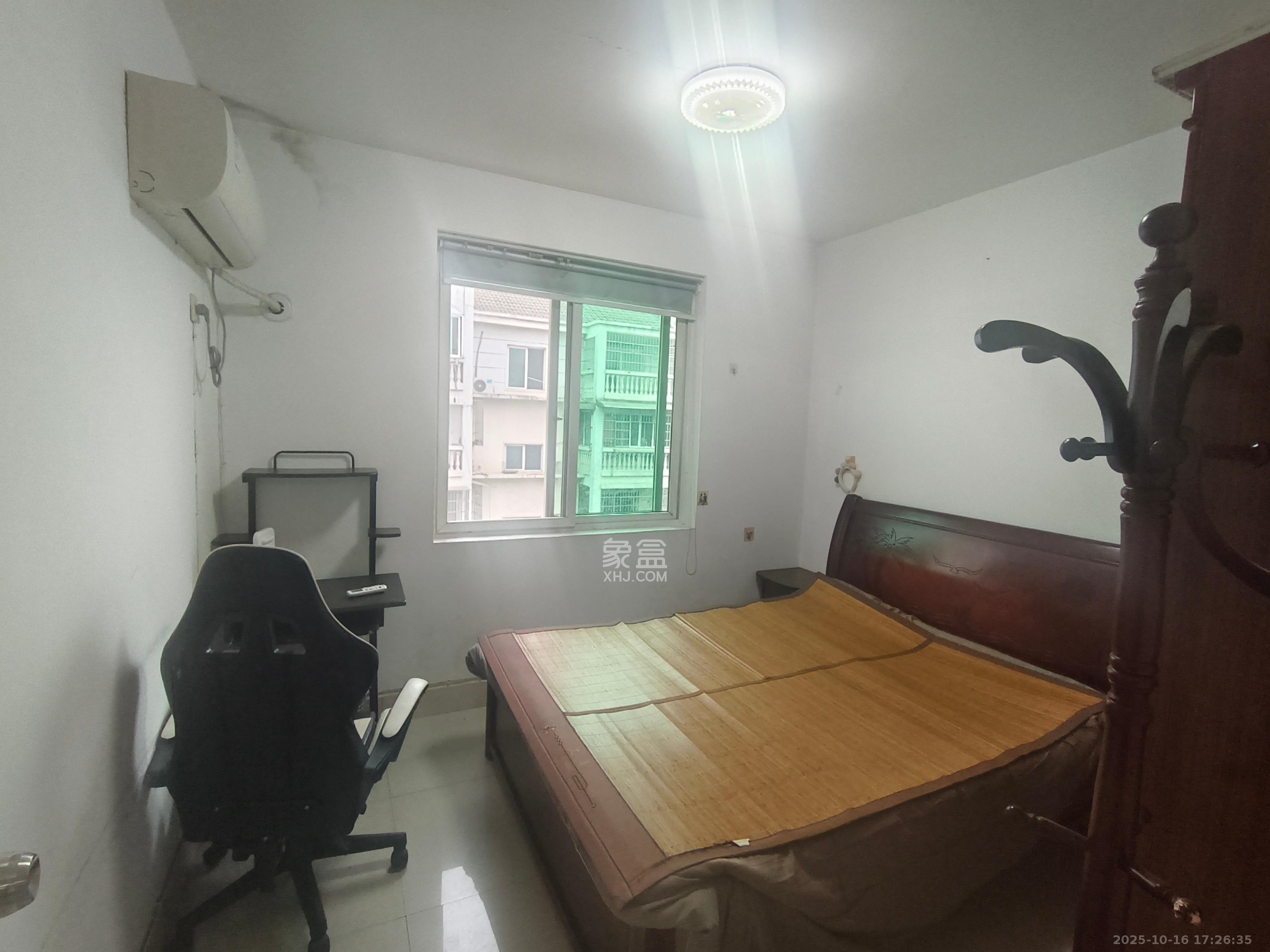 江南公寓 1室2厅1卫 1400.0元/月 江南公寓 1室2厅1卫 1400.0元/月室内图